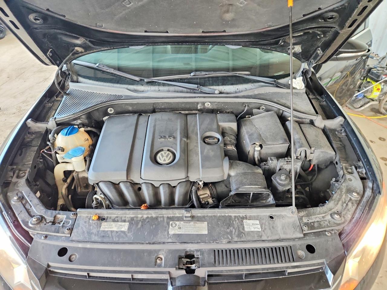 2012 Volkswagen Passat Se Черный vin: 1VWBP7A30CC052282