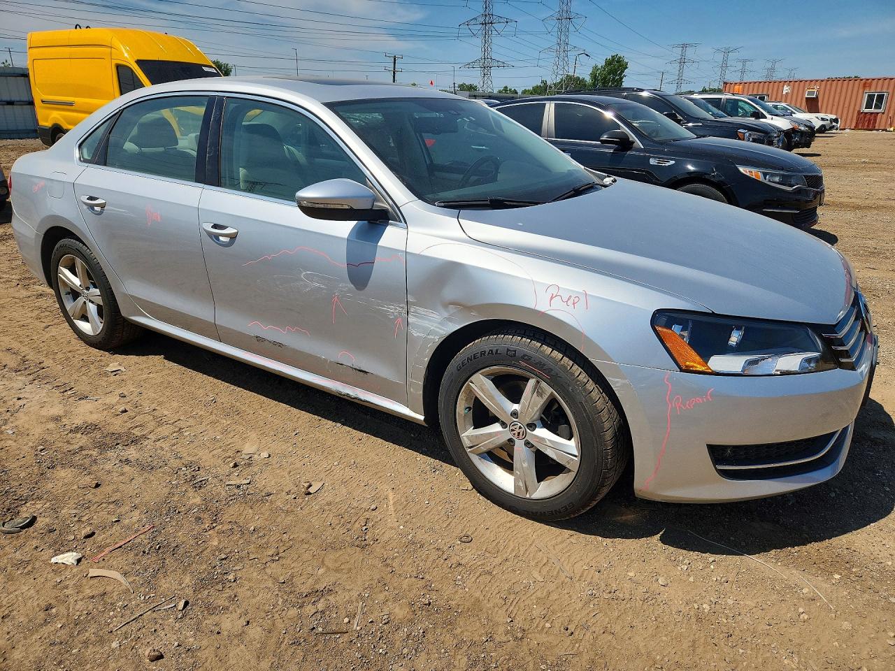 2012 Volkswagen Passat Se Silver vin: 1VWBP7A30CC070247