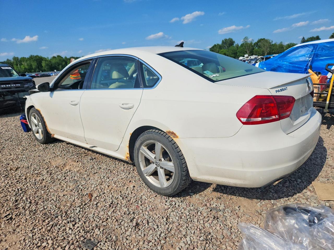 2012 Volkswagen Passat Se White vin: 1VWBP7A30CC106485
