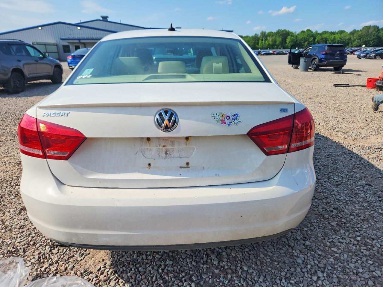 2012 Volkswagen Passat Se White vin: 1VWBP7A30CC106485