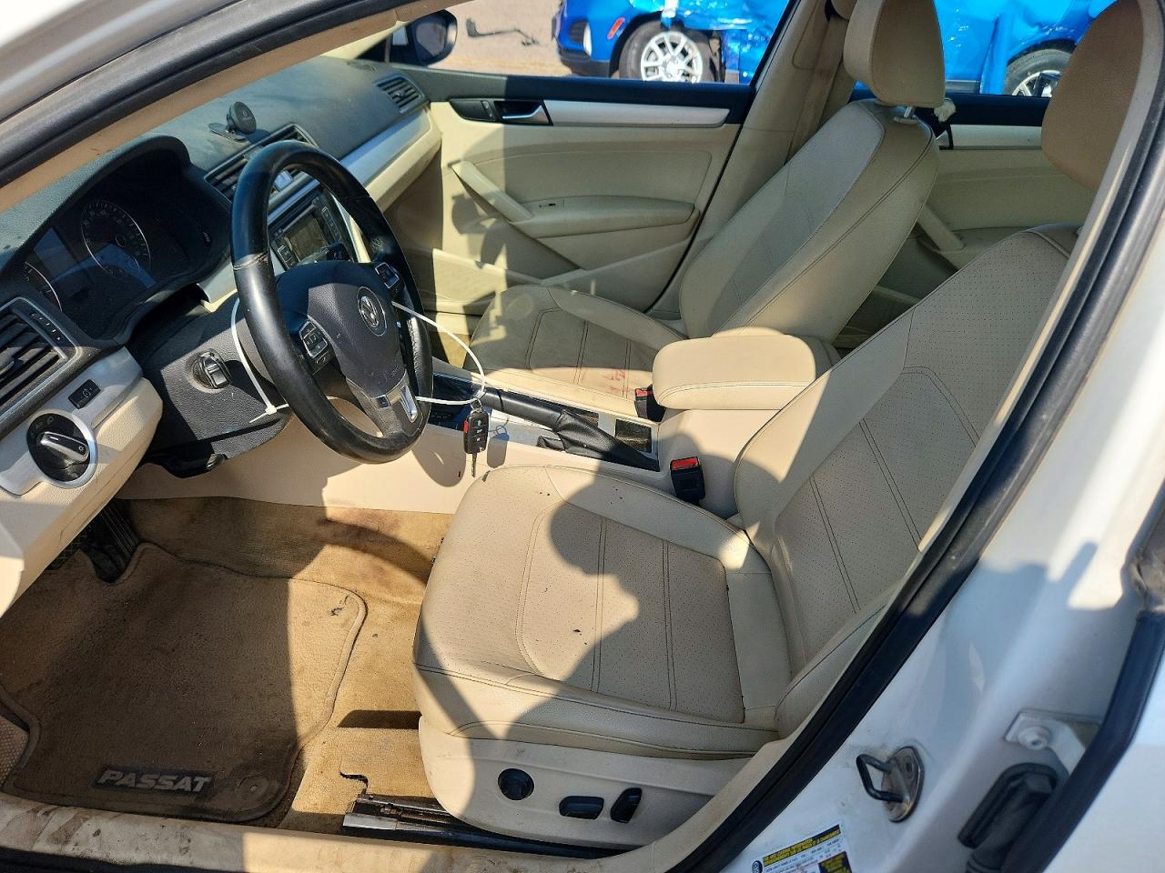2012 Volkswagen Passat Se White vin: 1VWBP7A30CC106485