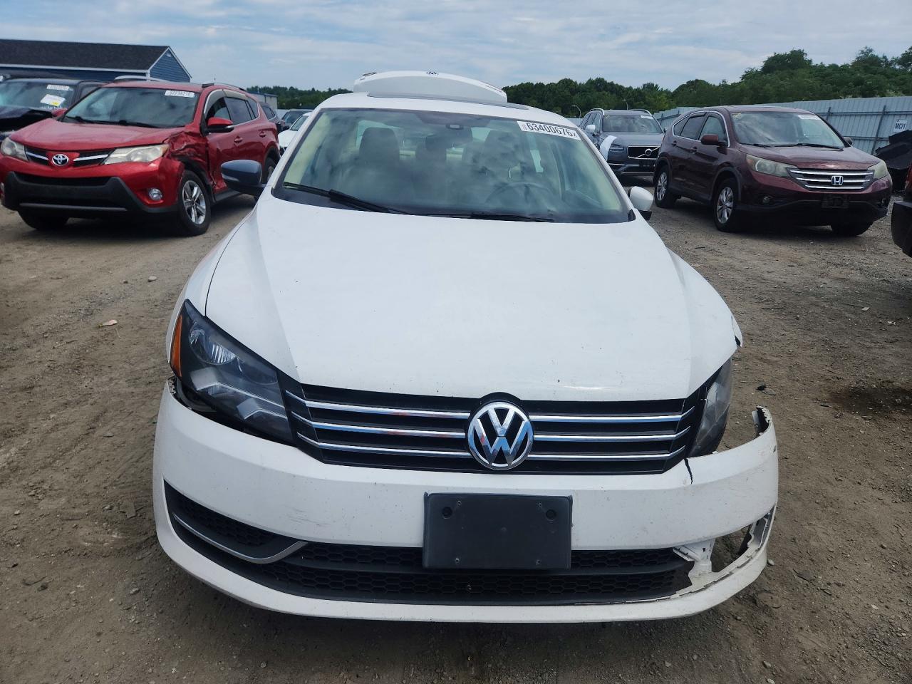 2013 Volkswagen Passat Se White vin: 1VWBP7A30DC013015