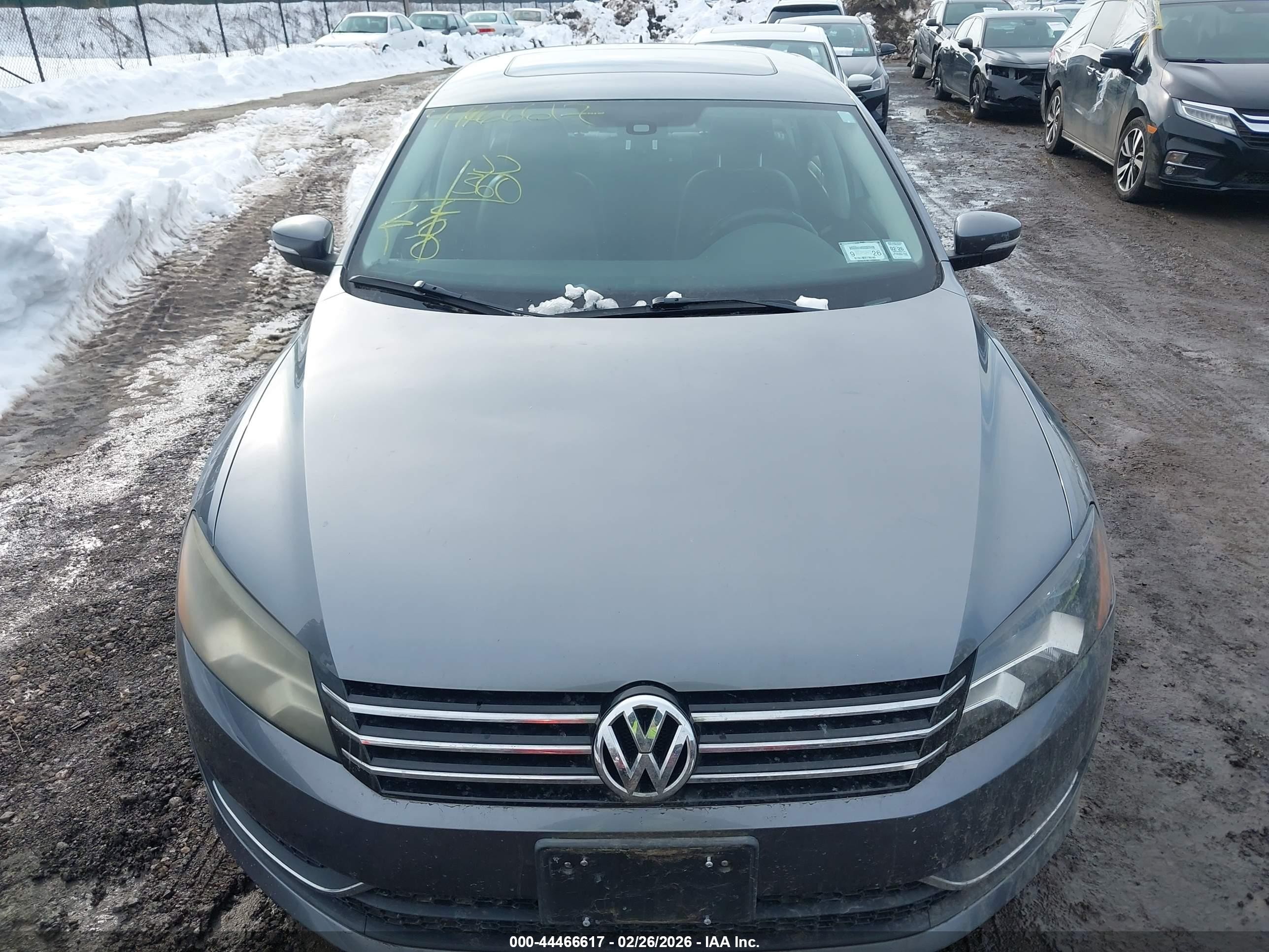 2013 Volkswagen Passat 2.5l Se Gray vin: 1VWBP7A30DC017792