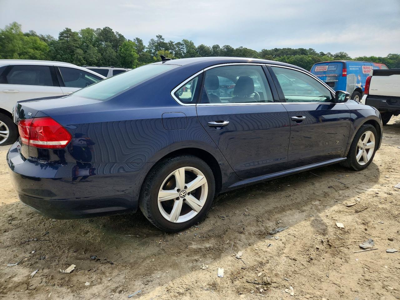 2013 Volkswagen Passat Se Синий vin: 1VWBP7A30DC058522