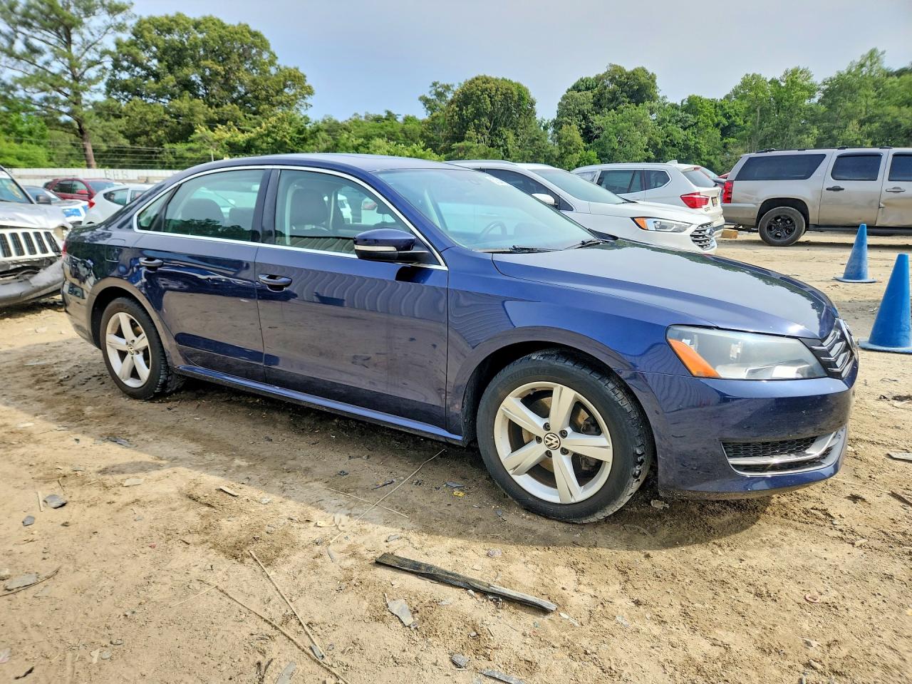 2013 Volkswagen Passat Se Синий vin: 1VWBP7A30DC058522