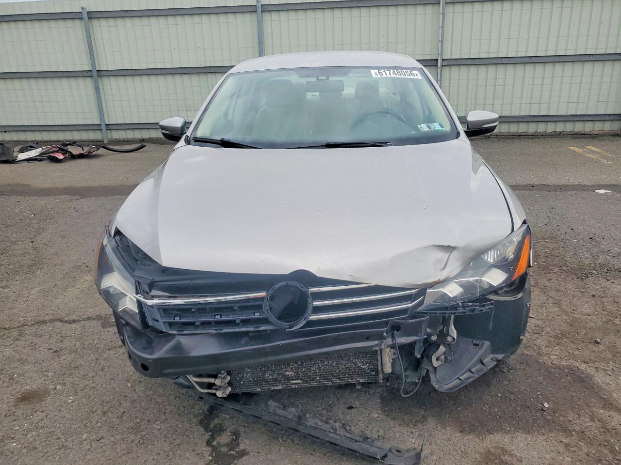 2013 Volkswagen Passat Se Silver vin: 1VWBP7A30DC072081