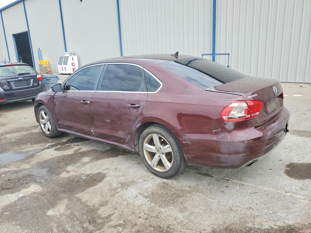 2013 Volkswagen Passat Se Бордовый vin: 1VWBP7A30DC084781