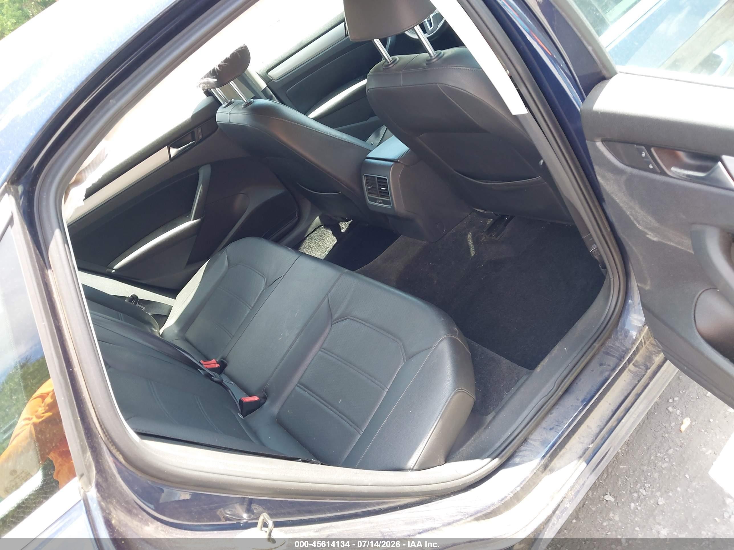 2013 Volkswagen Passat 2.5l Se Dark Blue vin: 1VWBP7A30DC104124