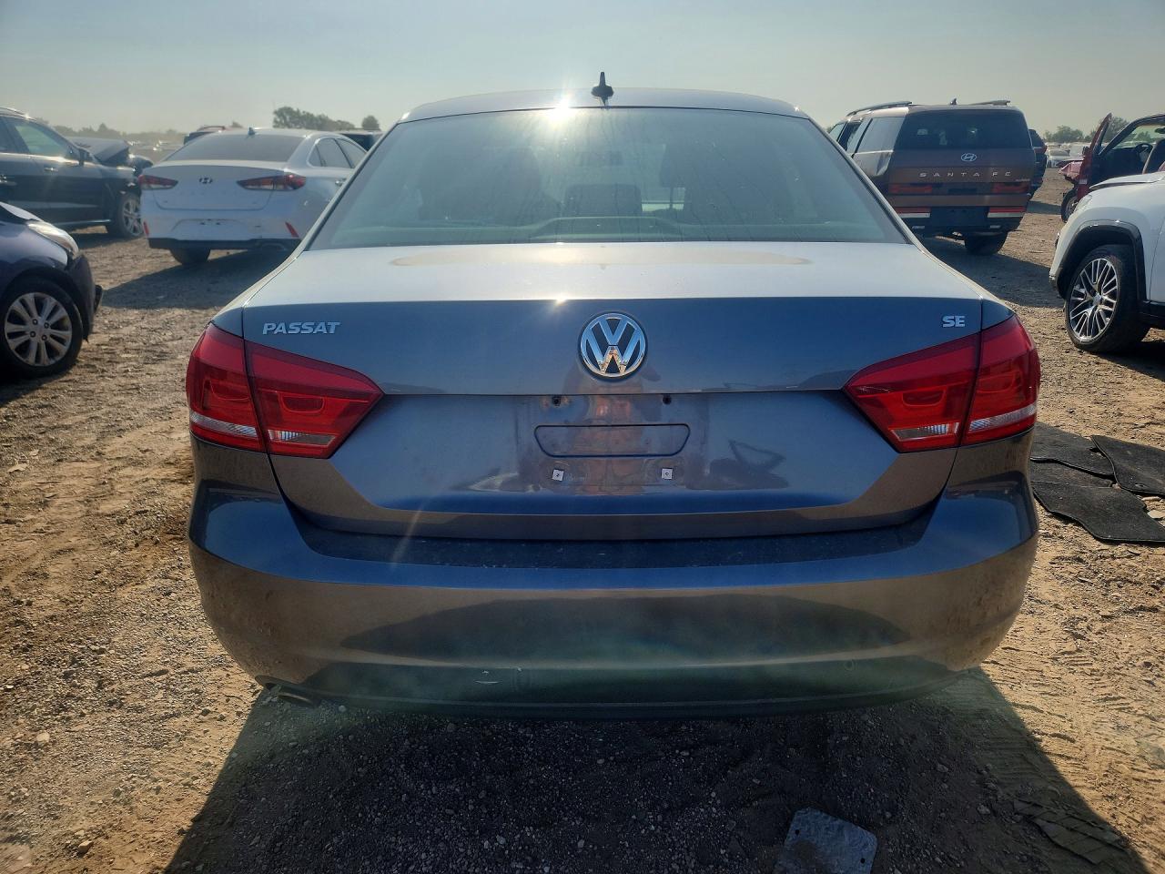 2013 Volkswagen Passat Se Gray vin: 1VWBP7A30DC114412