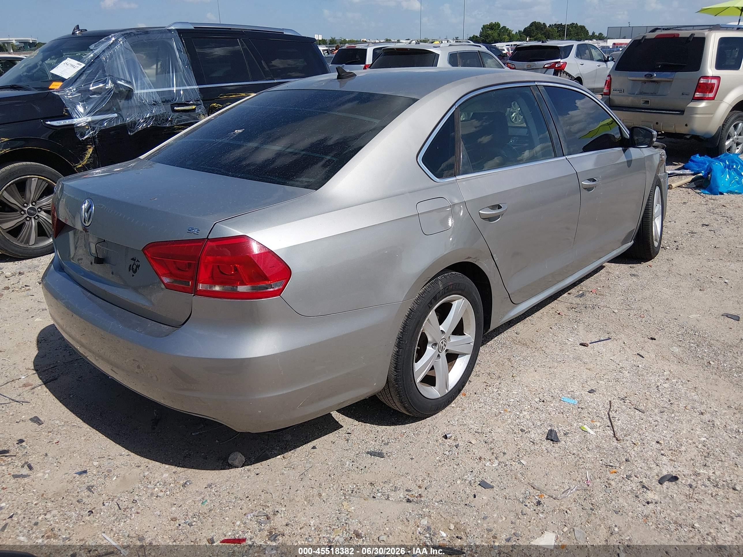 2013 Volkswagen Passat 2.5l Se Серебряный vin: 1VWBP7A30DC141013