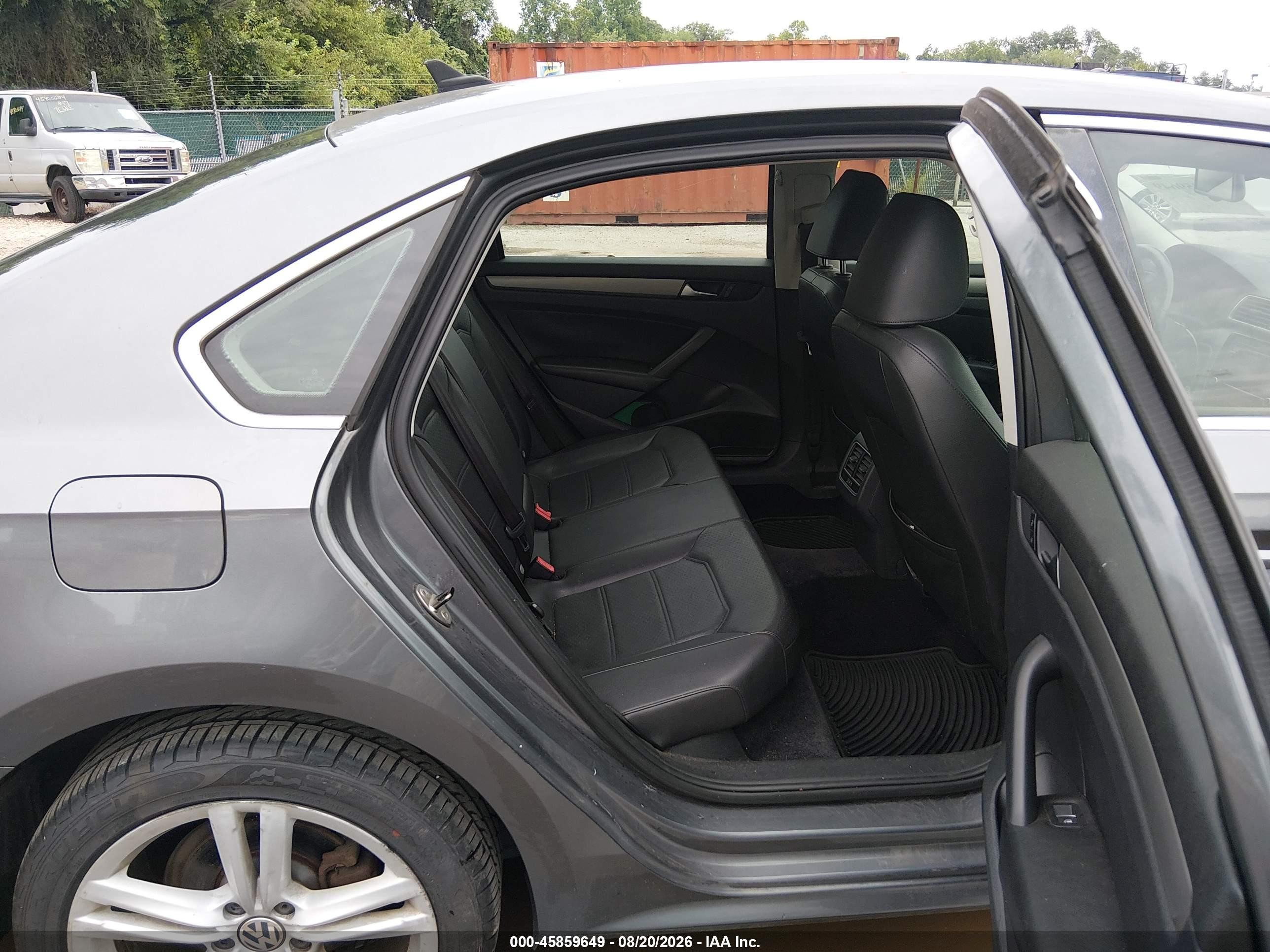 2014 Volkswagen Passat 2.5l Se Gray vin: 1VWBP7A30EC001836
