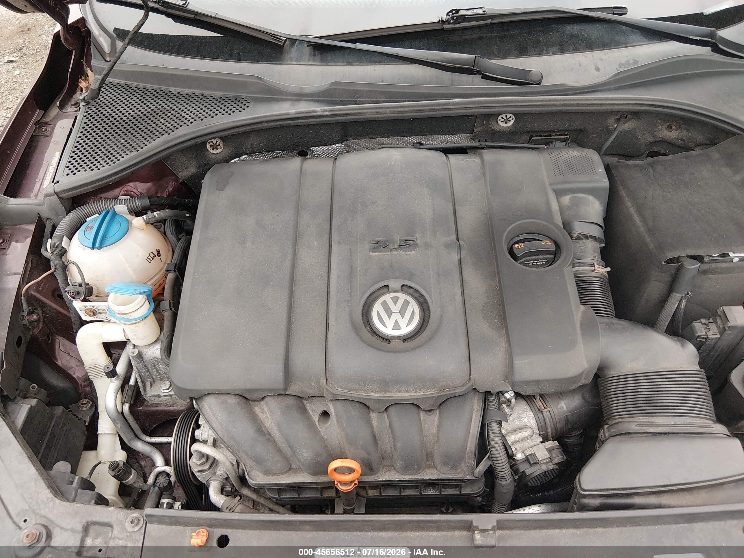2012 Volkswagen Passat 2.5l Se Red vin: 1VWBP7A31CC036656