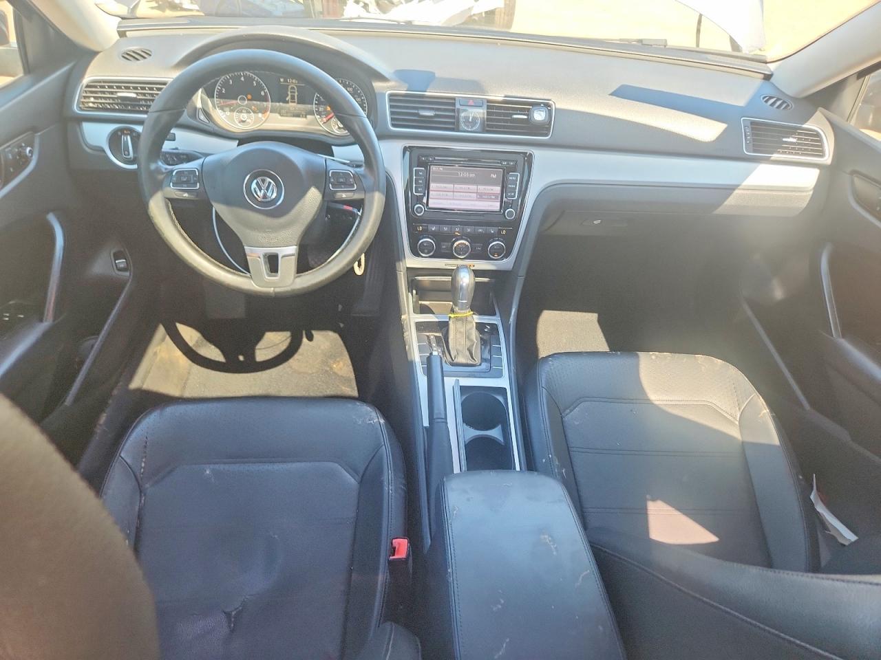 2012 Volkswagen Passat Se Gray vin: 1VWBP7A31CC051173