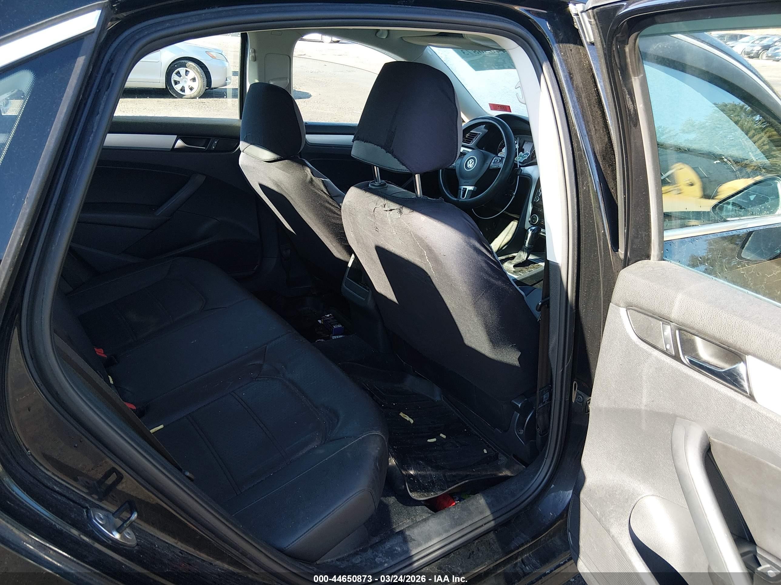 2012 Volkswagen Passat 2.5l Se Black vin: 1VWBP7A31CC082309