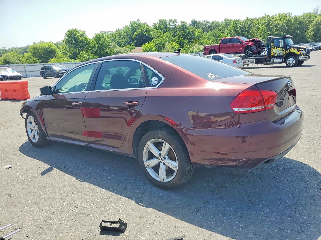 2013 Volkswagen Passat Se Maroon vin: 1VWBP7A31DC009362