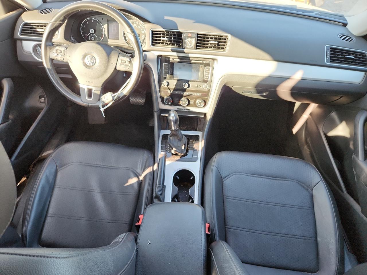 2013 Volkswagen Passat Se Silver vin: 1VWBP7A31DC025254