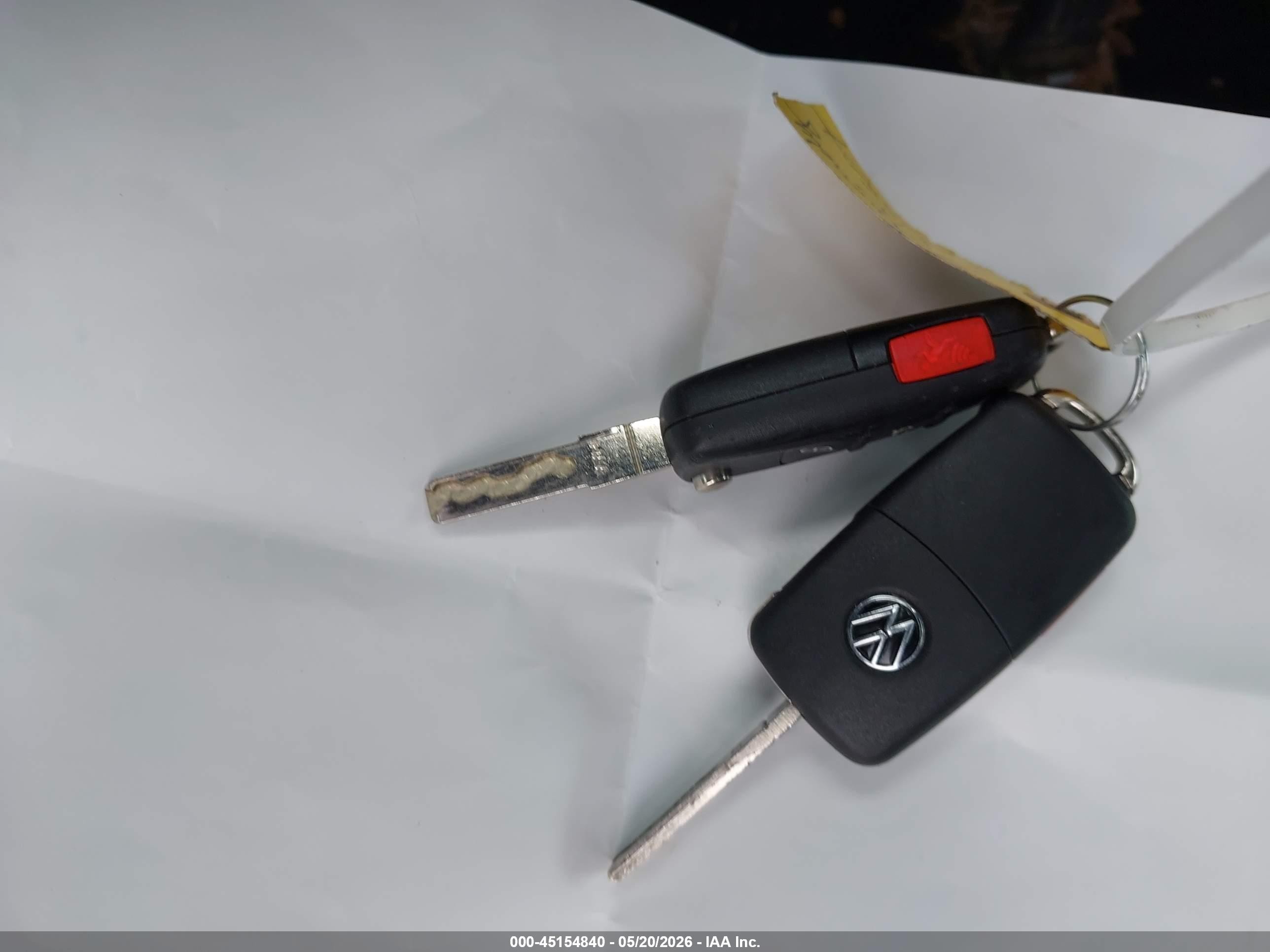 2013 Volkswagen Passat 2.5l Se Burgundy vin: 1VWBP7A31DC026792