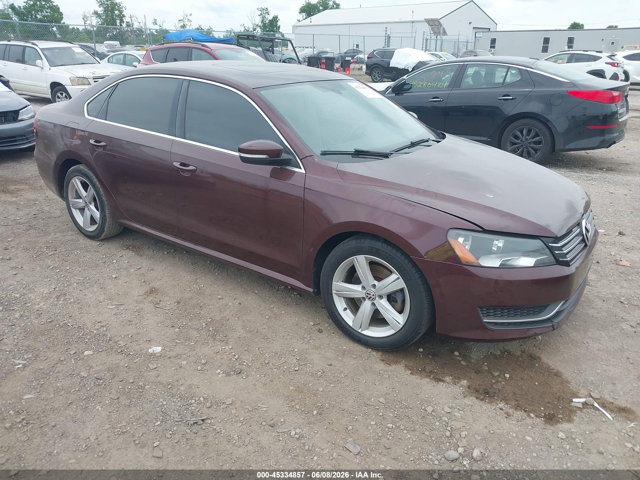 2013 Volkswagen Passat 2.5l Se Brown vin: 1VWBP7A31DC035041