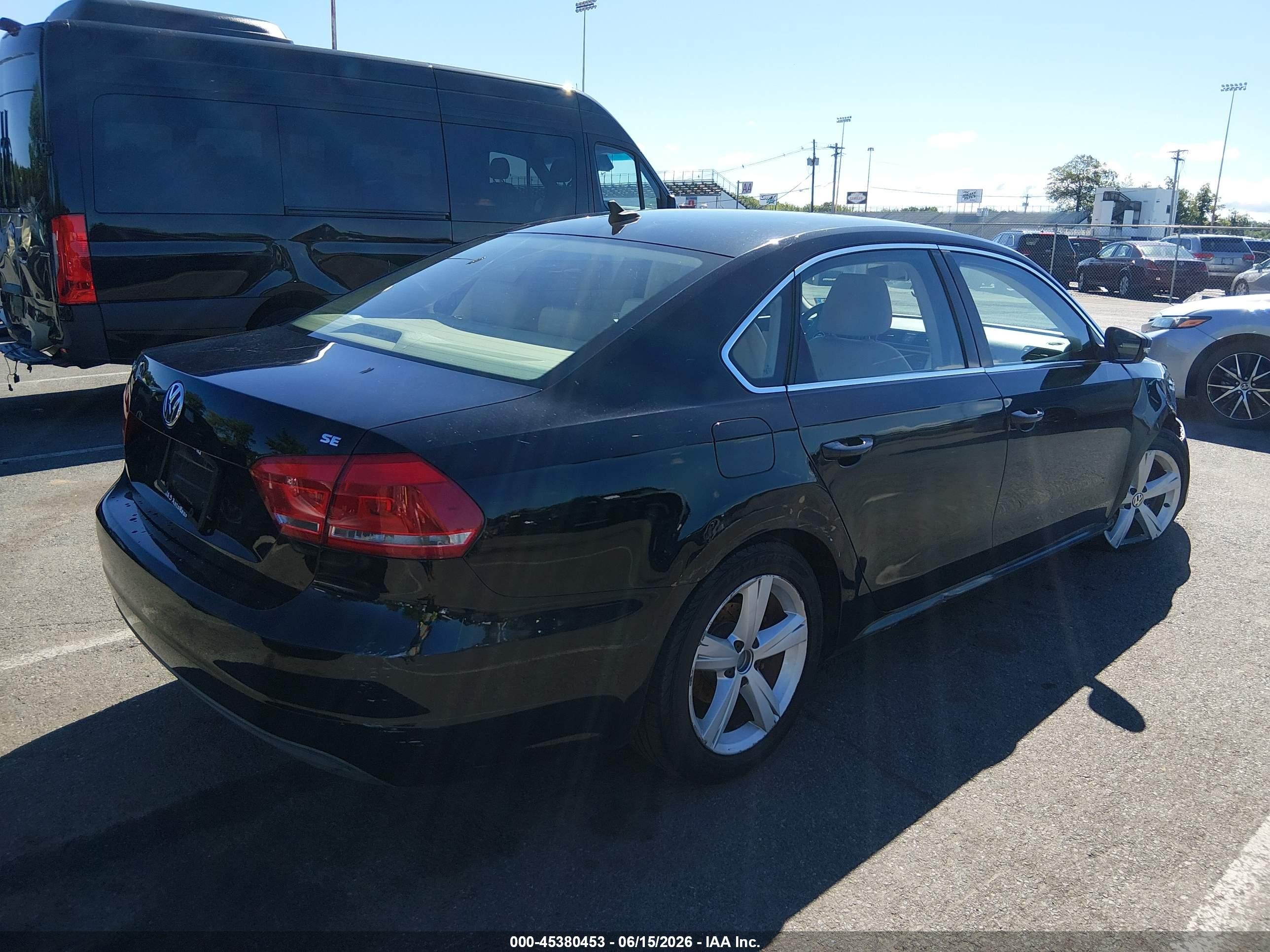 2013 Volkswagen Passat 2.5l Se Black vin: 1VWBP7A31DC036867
