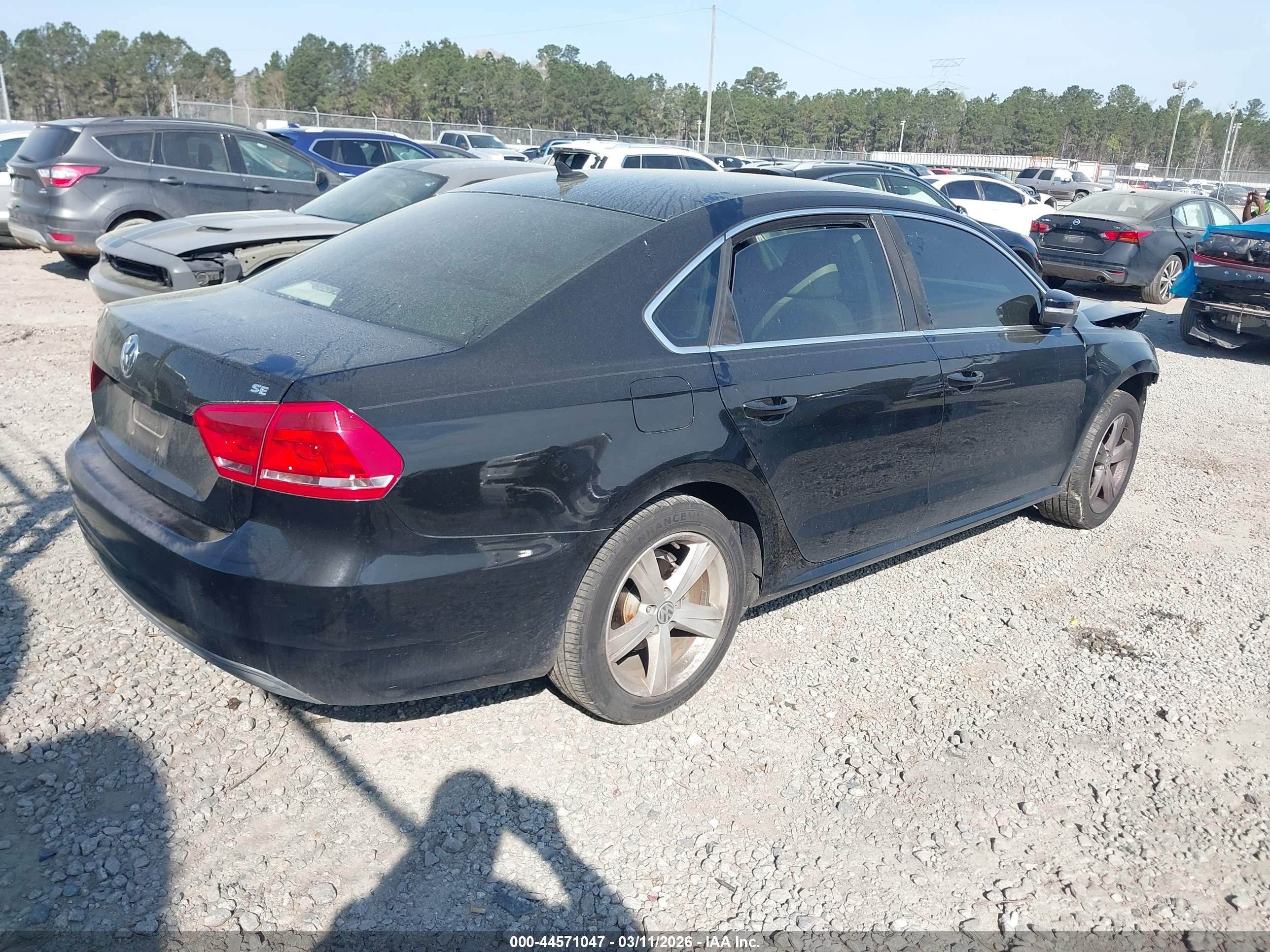2013 Volkswagen Passat 2.5l Se Черный vin: 1VWBP7A31DC042104
