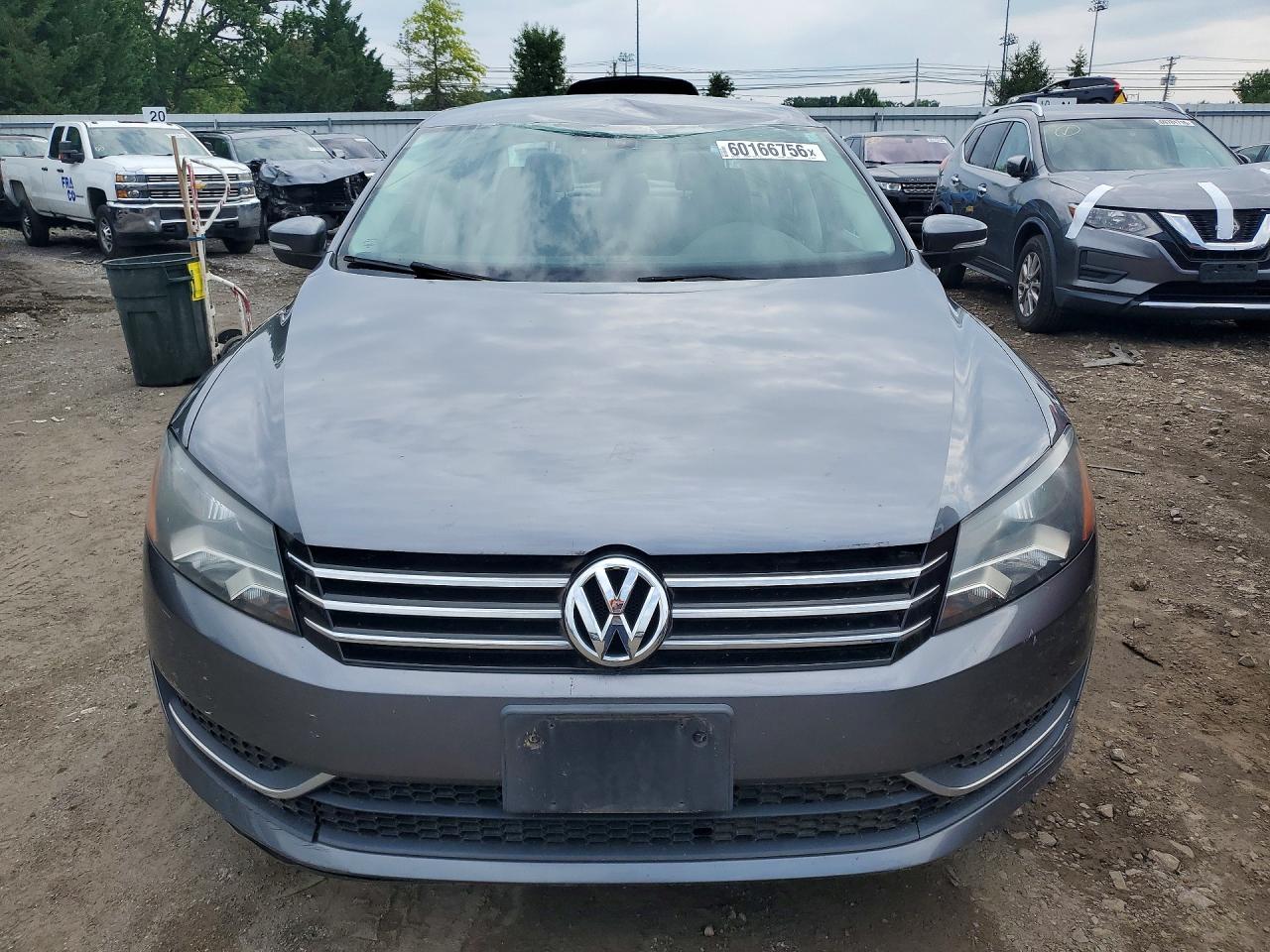 2013 Volkswagen Passat Se Gray vin: 1VWBP7A31DC061848