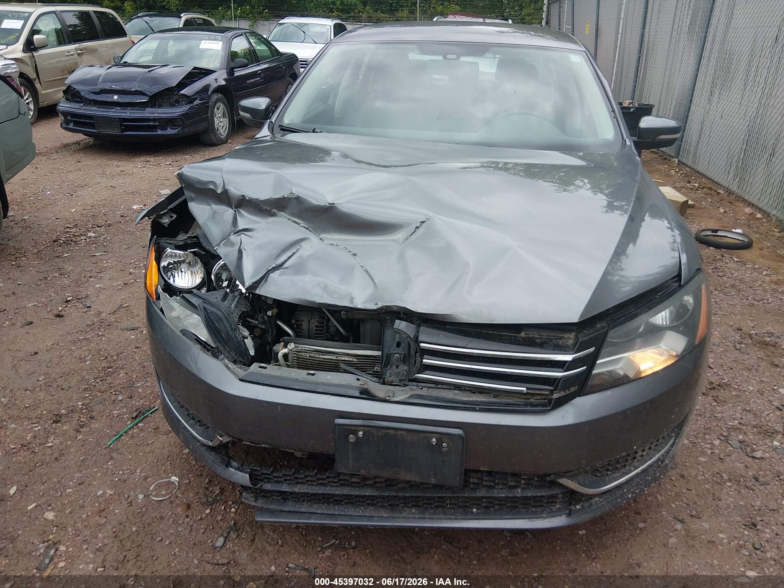 2013 Volkswagen Passat 2.5l Se Серый vin: 1VWBP7A31DC100972