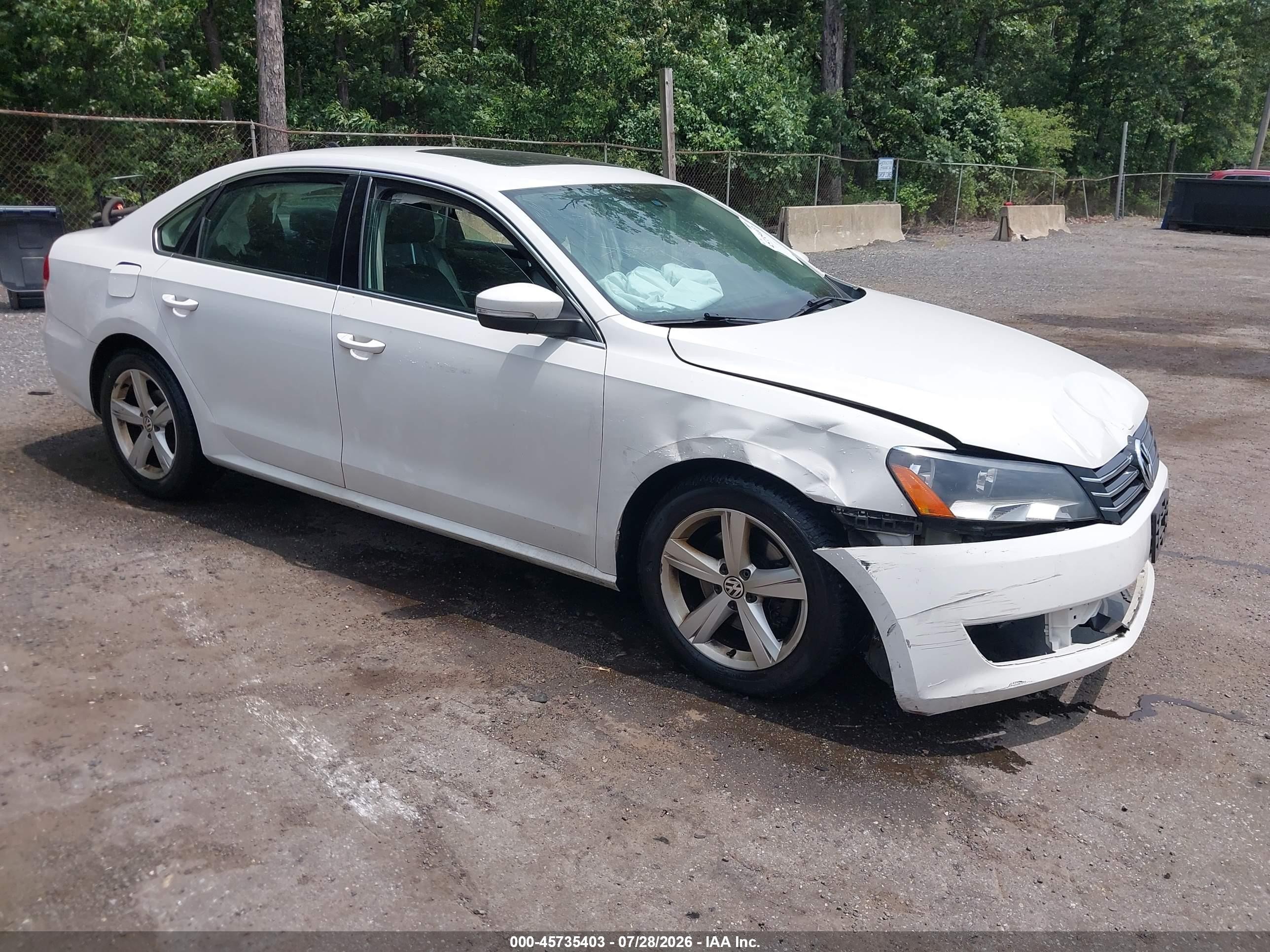 2013 Volkswagen Passat 2.5l Se White vin: 1VWBP7A31DC102611