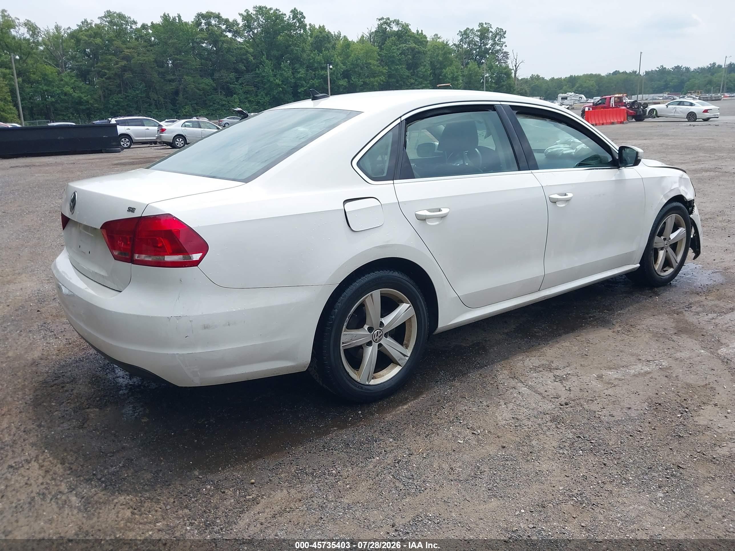 2013 Volkswagen Passat 2.5l Se White vin: 1VWBP7A31DC102611