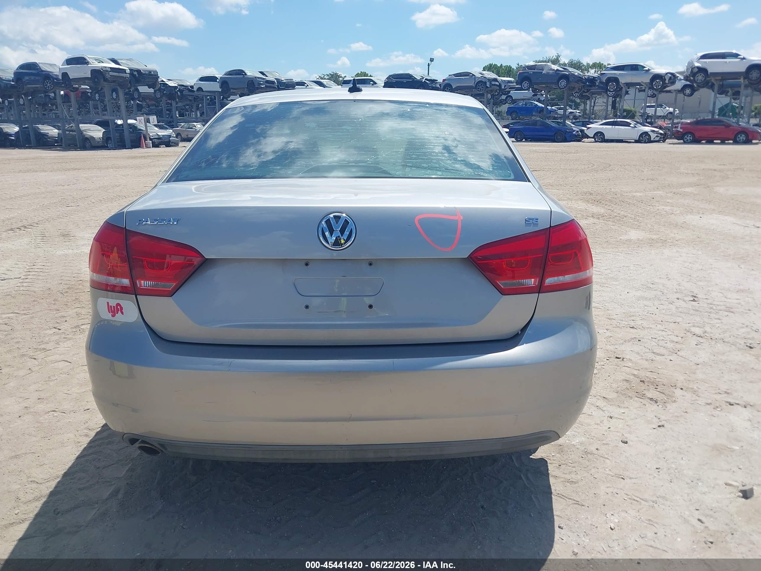 2013 Volkswagen Passat 2.5l Se Gray vin: 1VWBP7A31DC112488