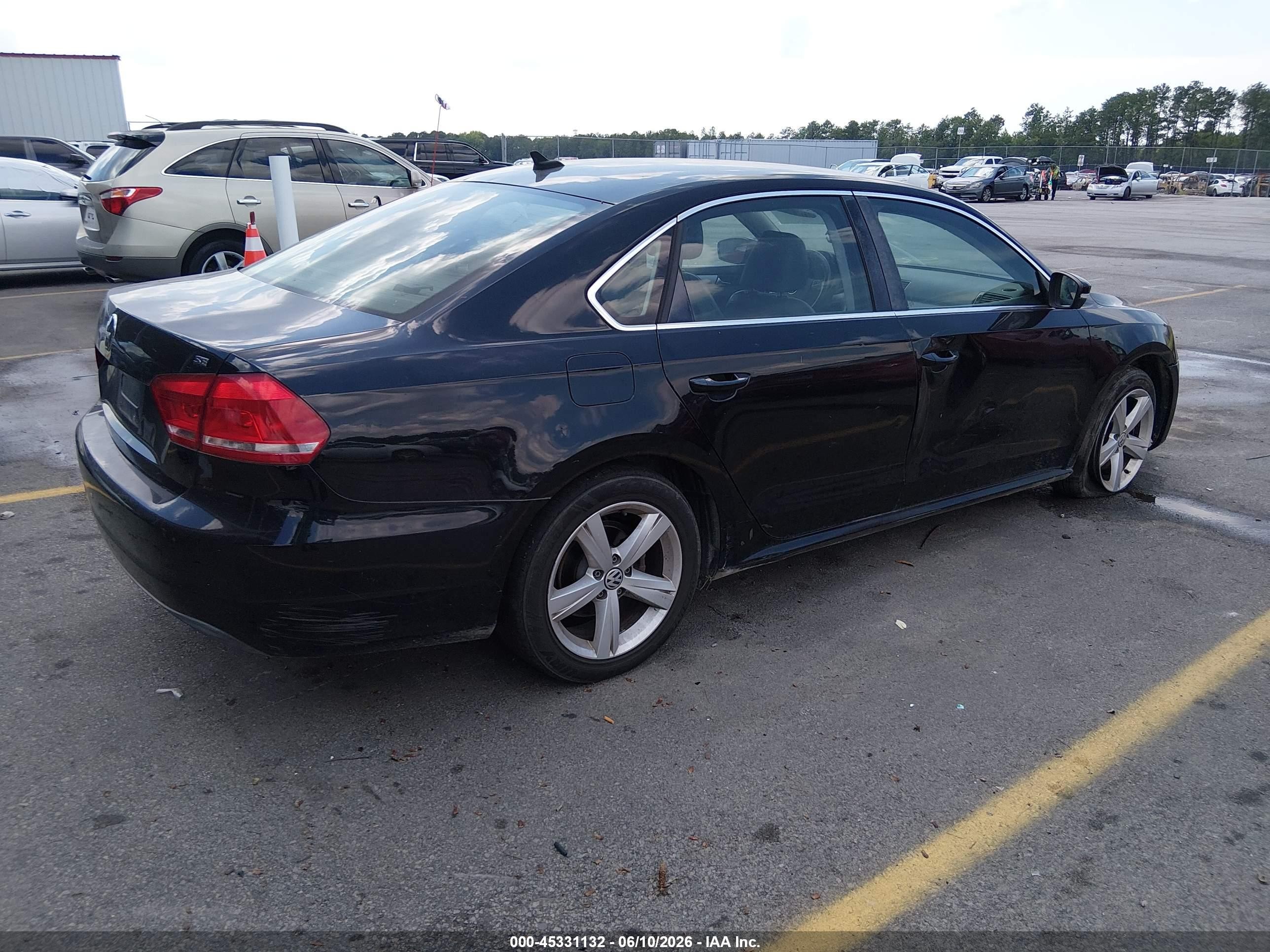 2013 Volkswagen Passat 2.5l Se Черный vin: 1VWBP7A31DC121658