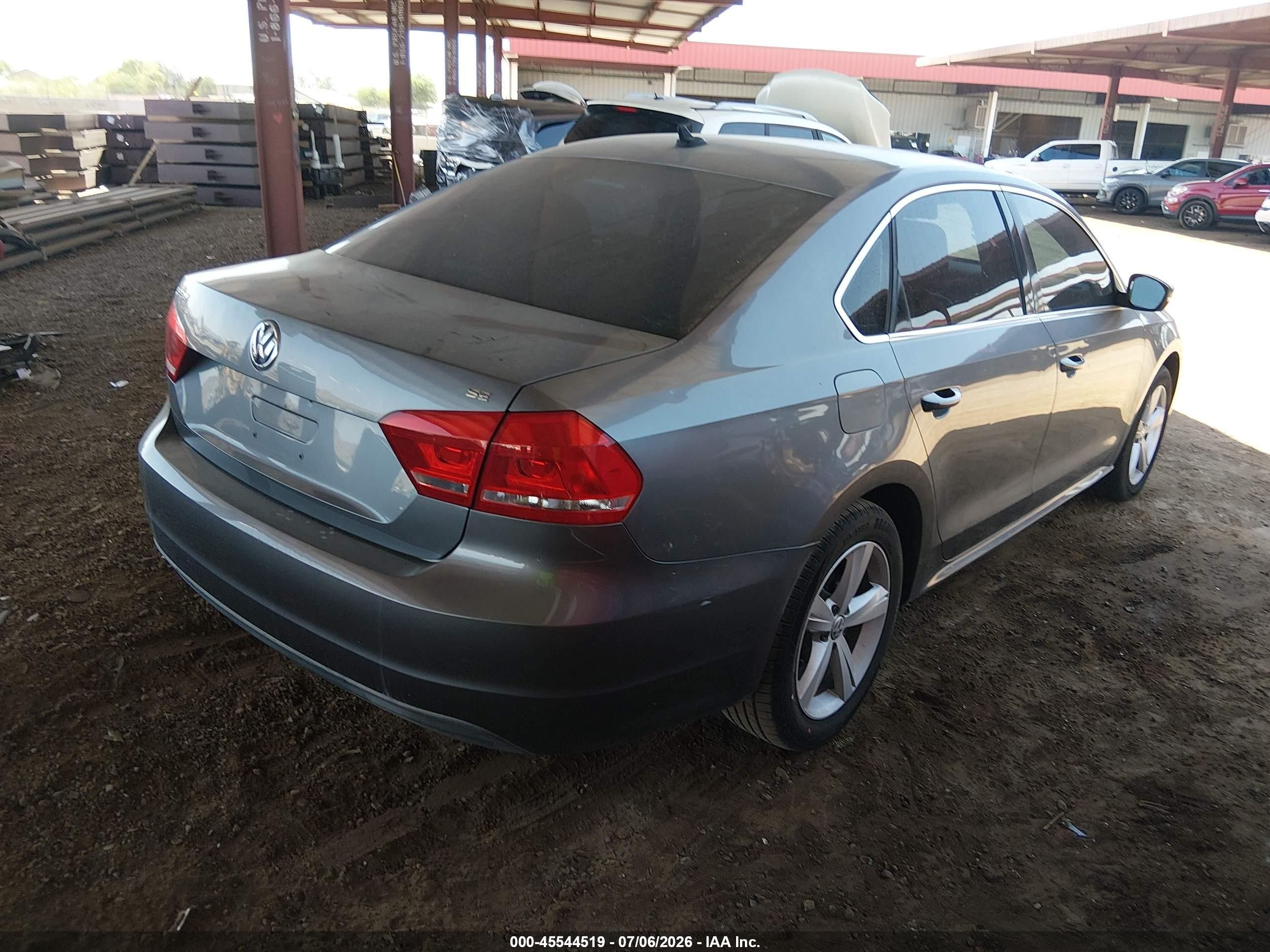 2013 Volkswagen Passat 2.5l Se Gray vin: 1VWBP7A31DC124785