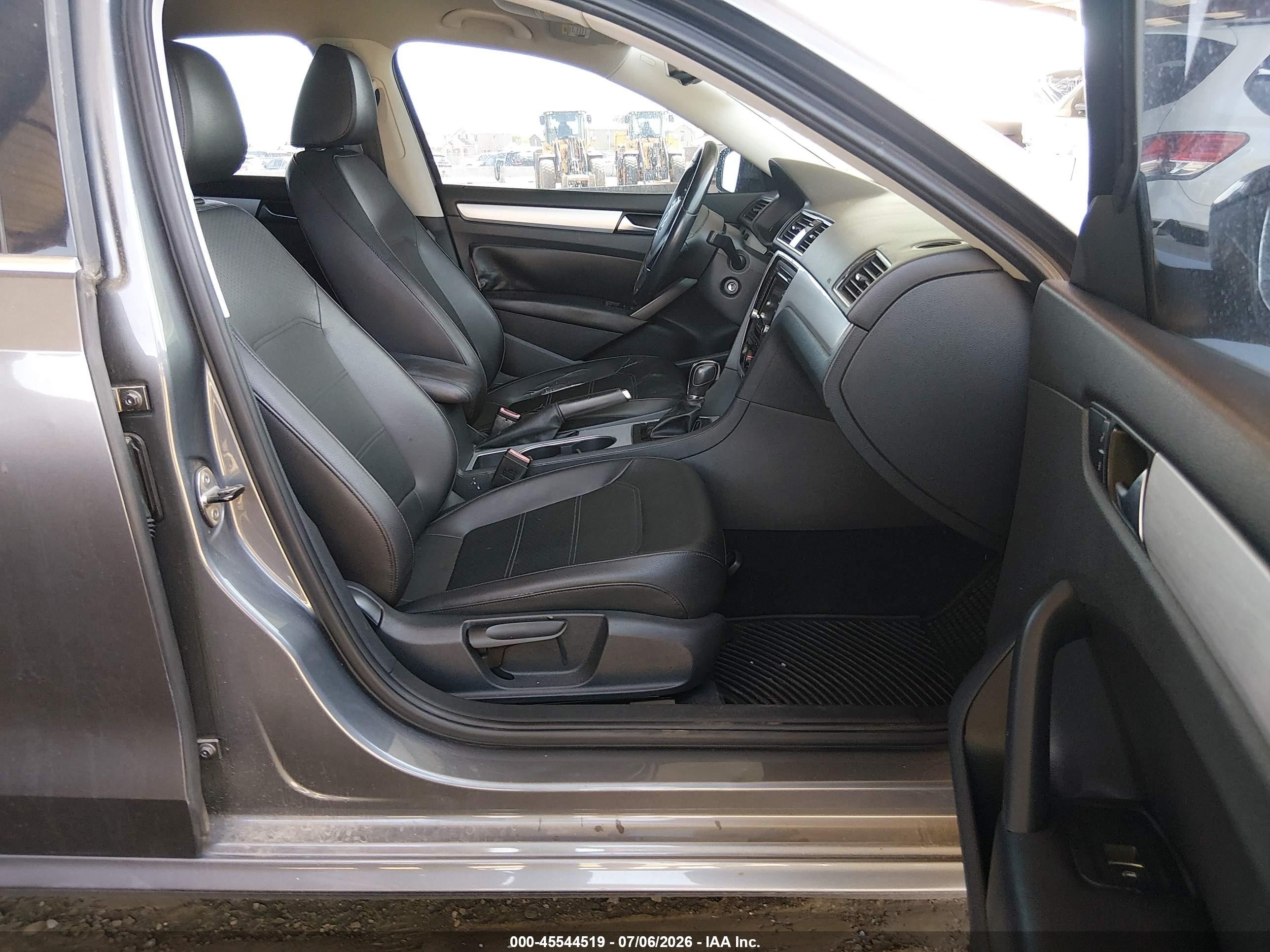 2013 Volkswagen Passat 2.5l Se Gray vin: 1VWBP7A31DC124785
