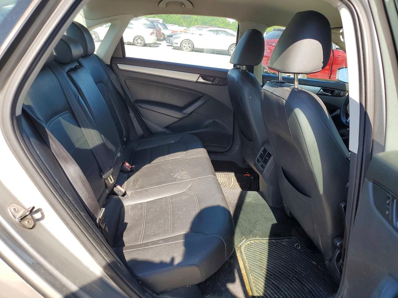 2013 Volkswagen Passat Se Silver vin: 1VWBP7A31DC133003