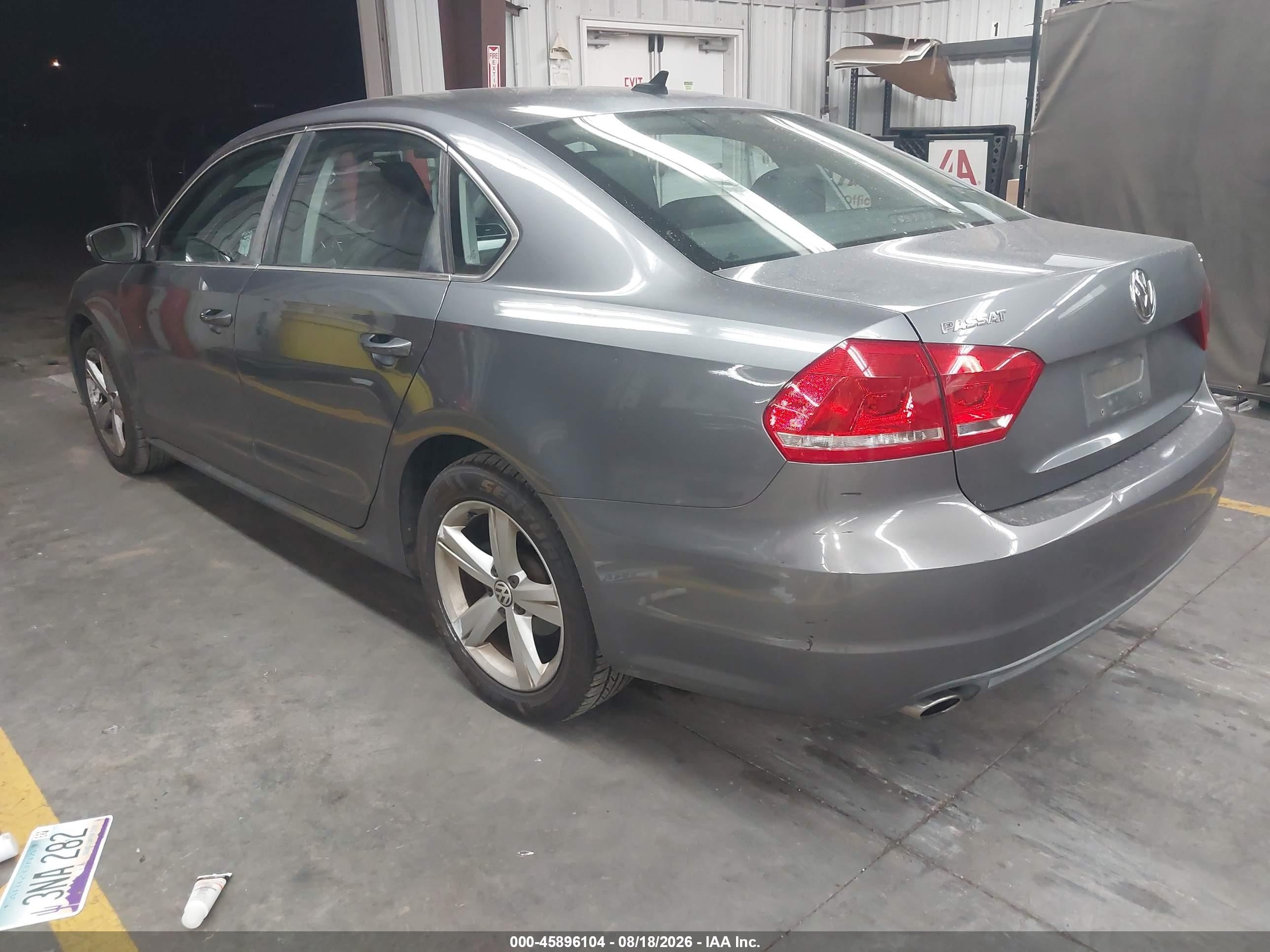 2013 Volkswagen Passat 2.5l Se Gray vin: 1VWBP7A31DC137343