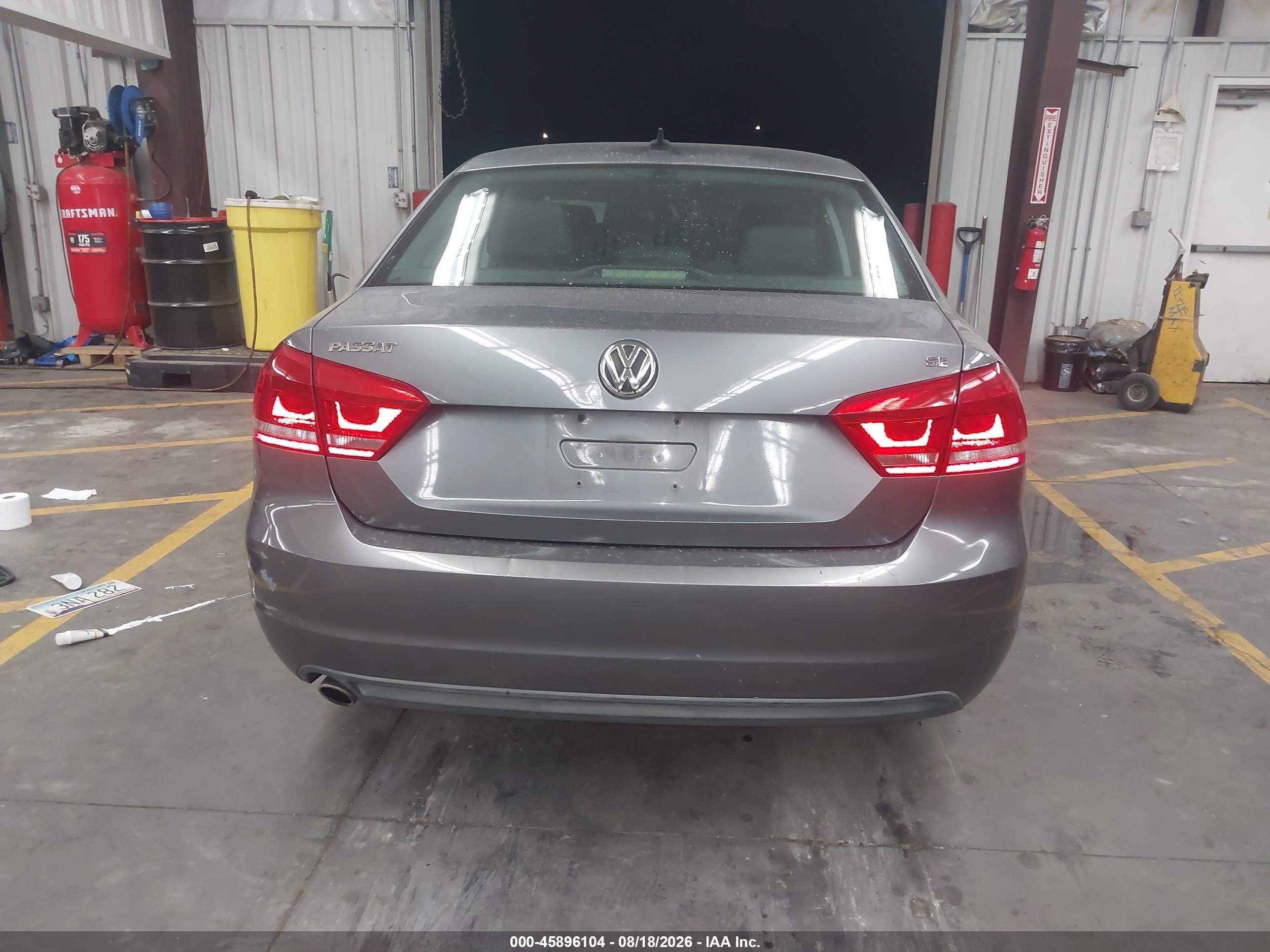 2013 Volkswagen Passat 2.5l Se Gray vin: 1VWBP7A31DC137343
