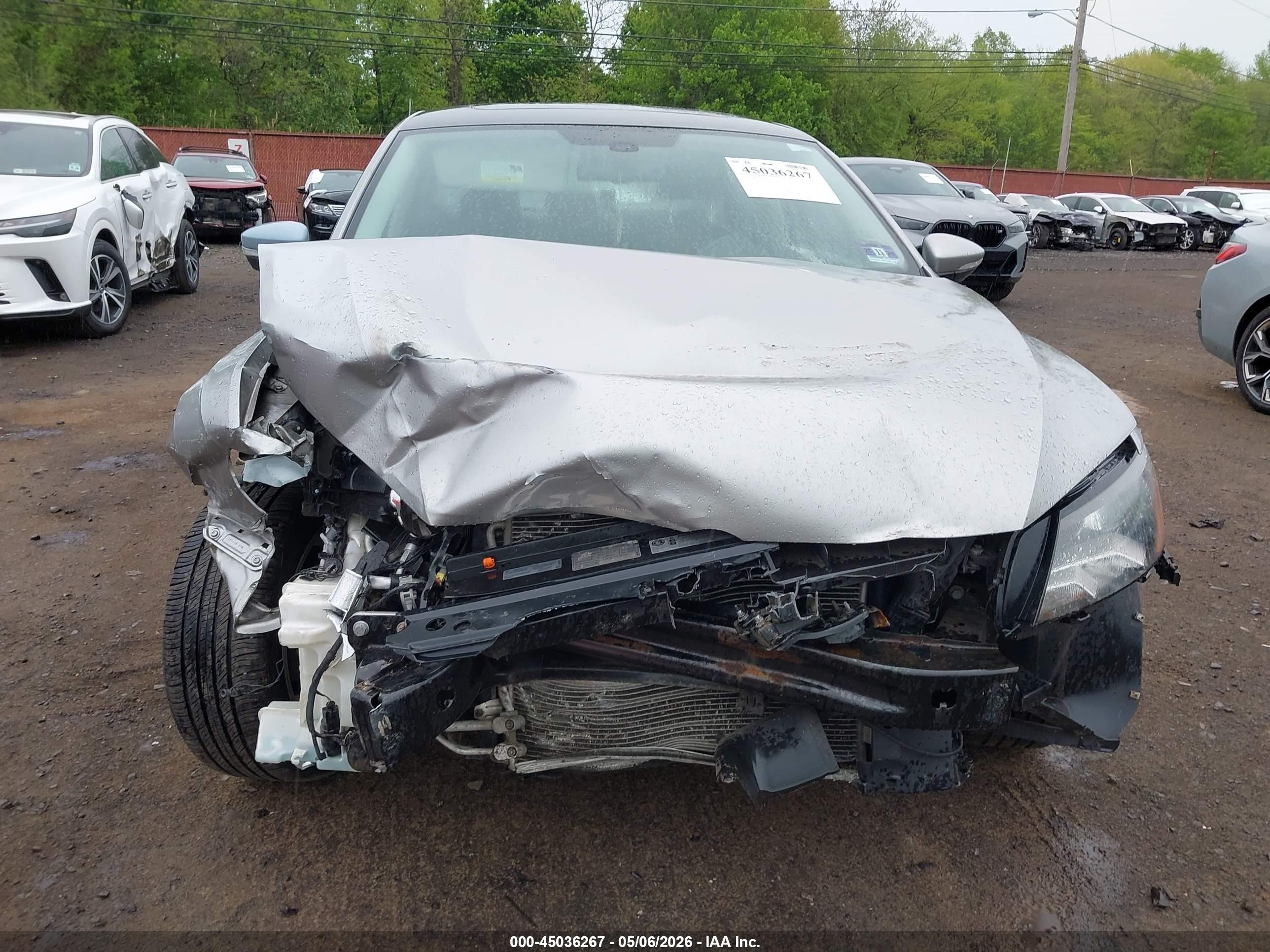 2012 Volkswagen Passat 2.5l Se Silver vin: 1VWBP7A32CC044717