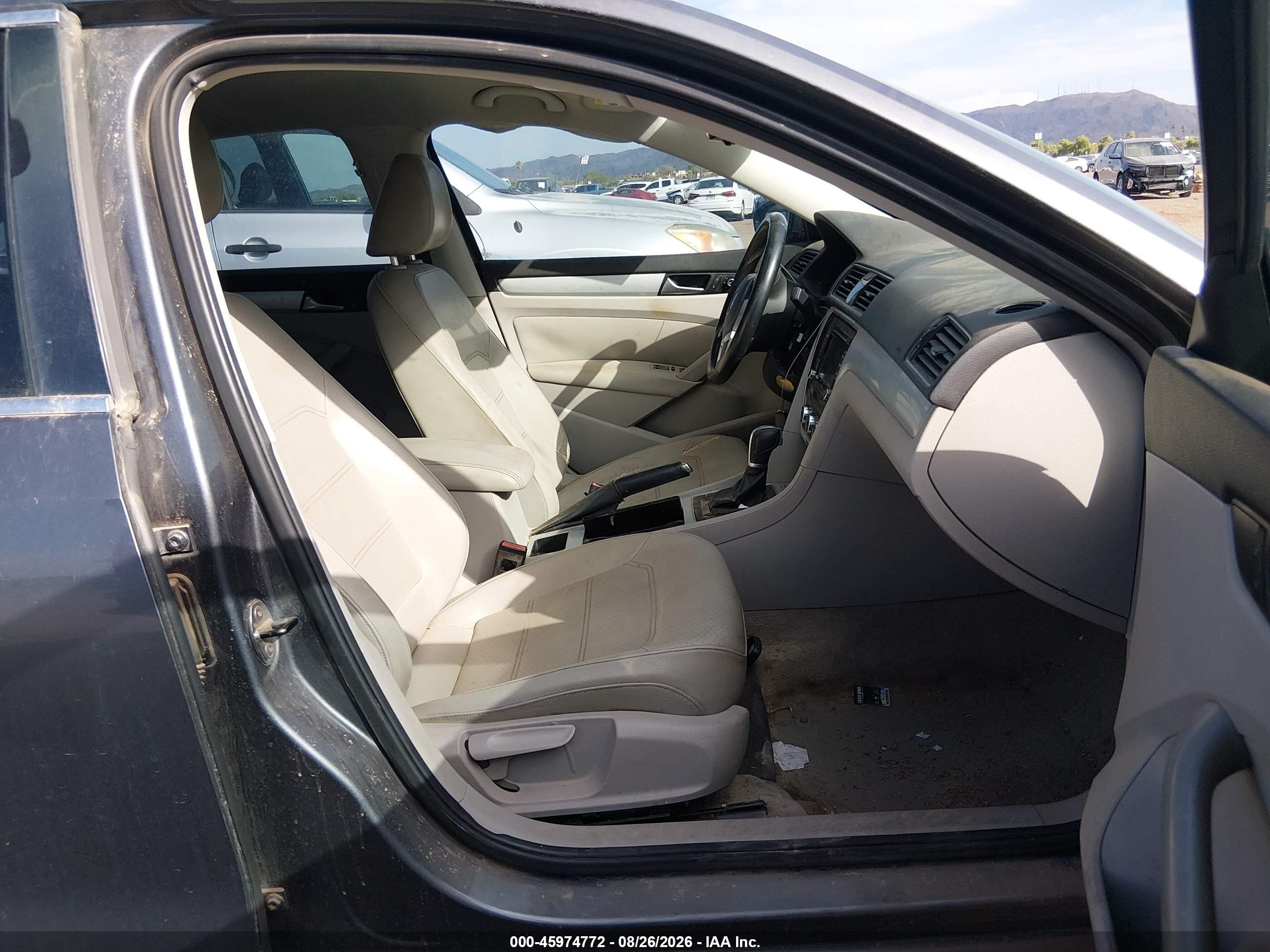 2012 Volkswagen Passat 2.5l Se Синий vin: 1VWBP7A32CC047746