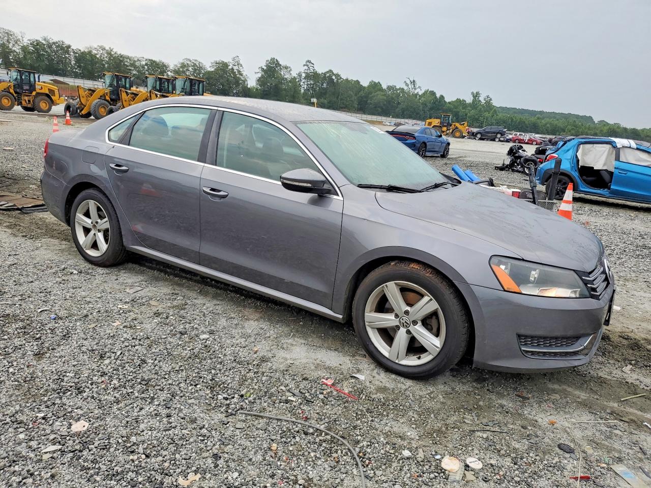 2012 Volkswagen Passat Se Silver vin: 1VWBP7A32CC062117