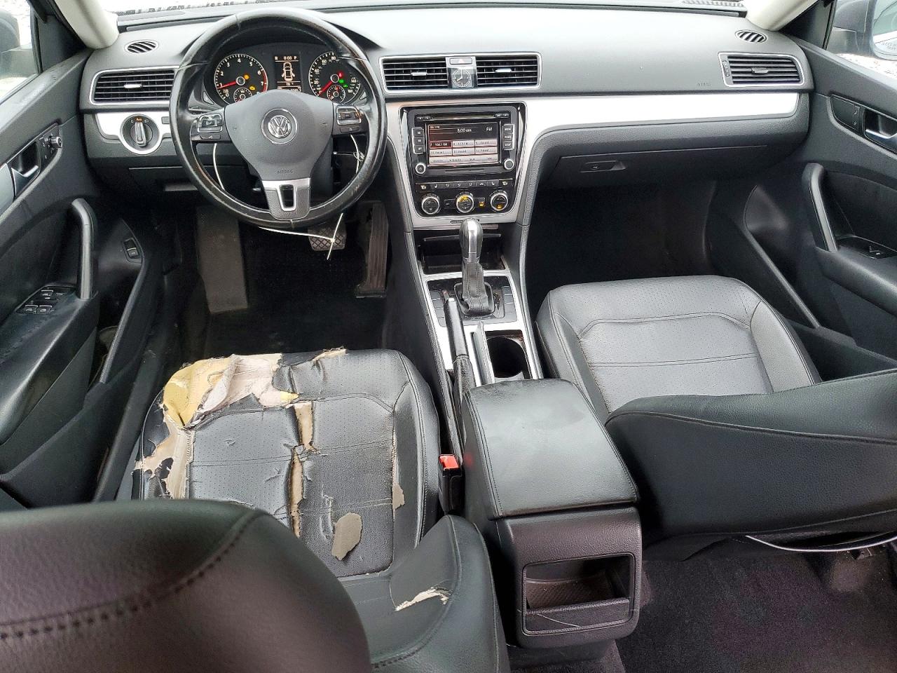 2012 Volkswagen Passat Se Silver vin: 1VWBP7A32CC062117