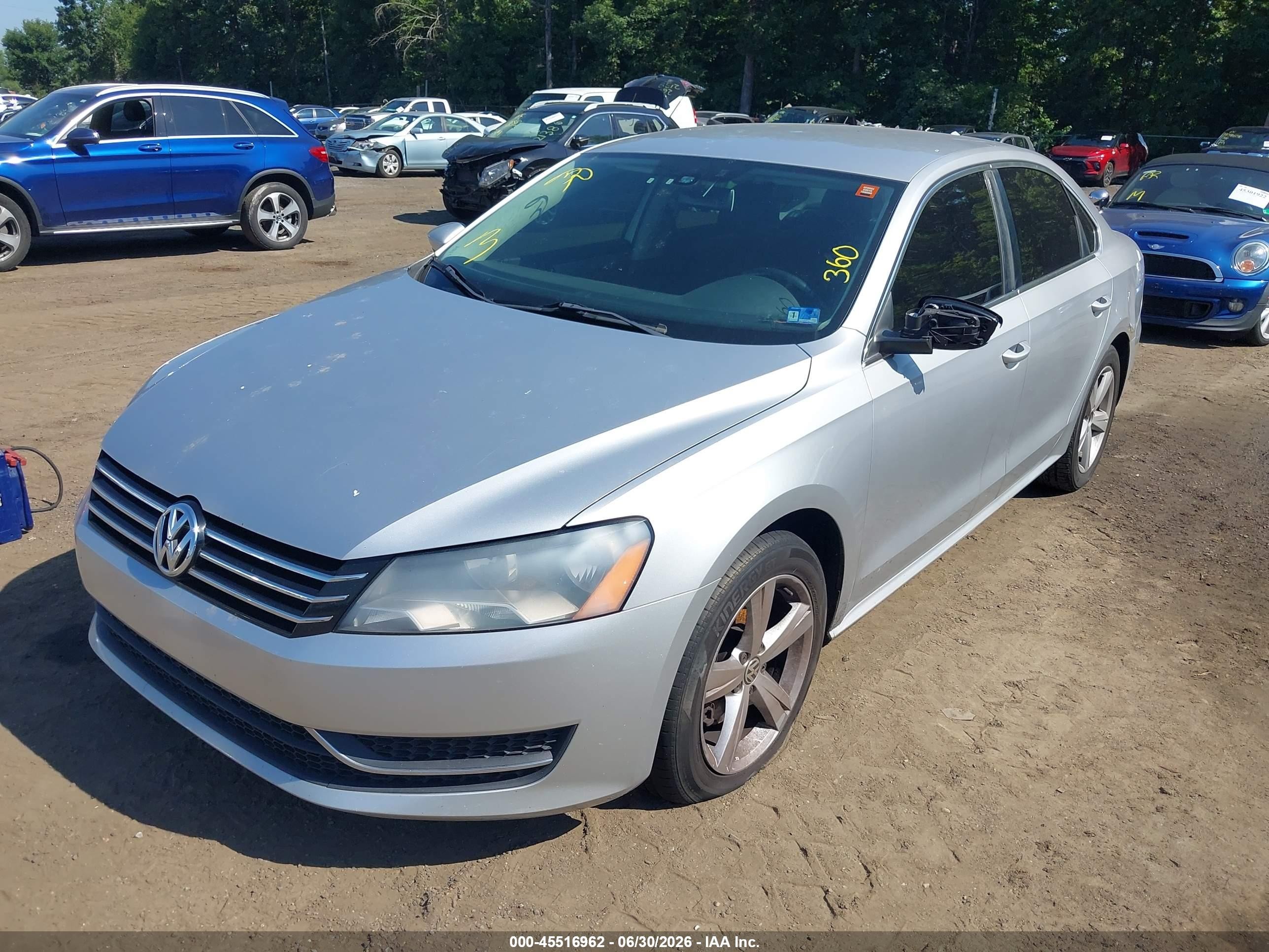 2012 Volkswagen Passat 2.5l Se Серебряный vin: 1VWBP7A32CC074400