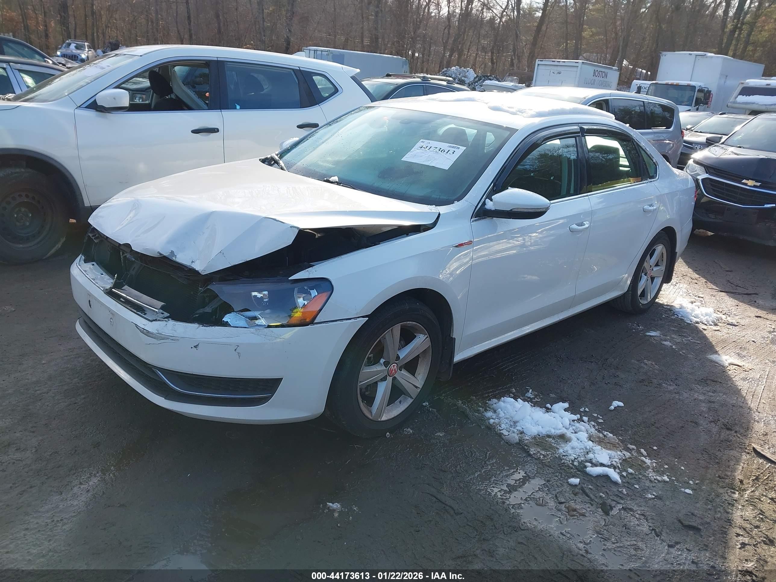 2012 Volkswagen Passat 2.5l Se White vin: 1VWBP7A32CC080634
