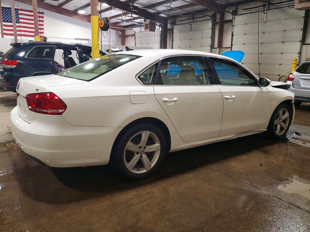 2012 Volkswagen Passat Se White vin: 1VWBP7A32CC095215