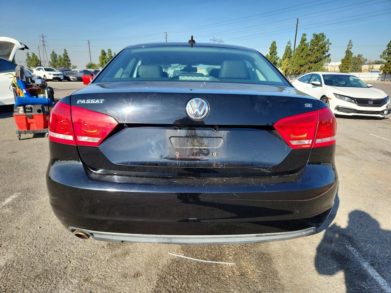 2013 Volkswagen Passat Se Black vin: 1VWBP7A32DC011556