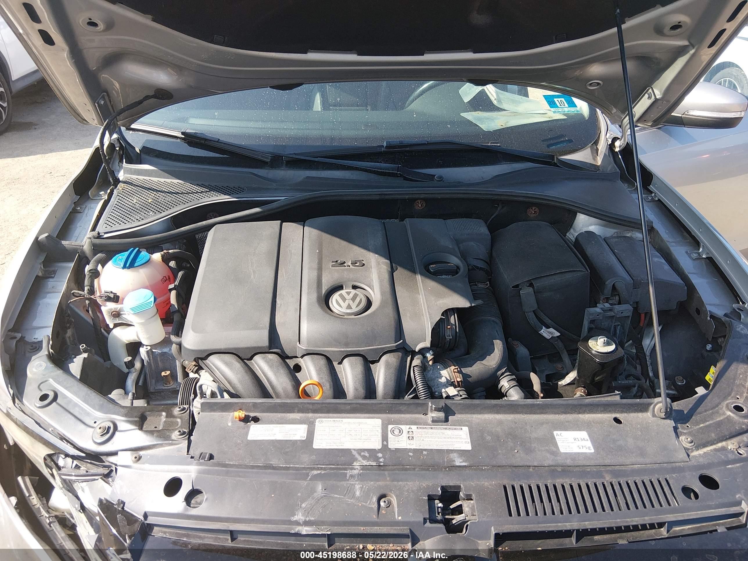 2013 Volkswagen Passat 2.5l Se Серебряный vin: 1VWBP7A32DC021102