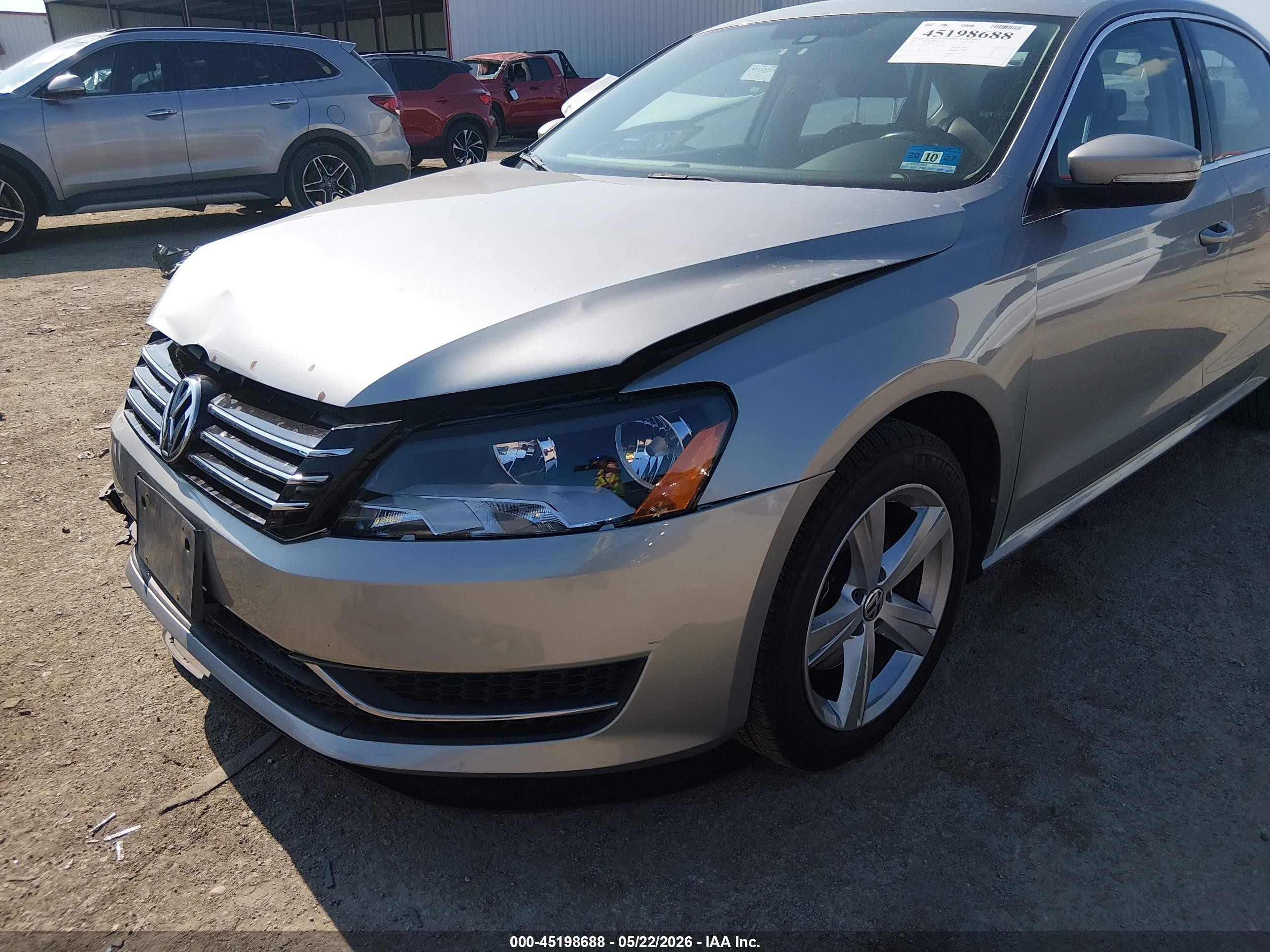 2013 Volkswagen Passat 2.5l Se Серебряный vin: 1VWBP7A32DC021102