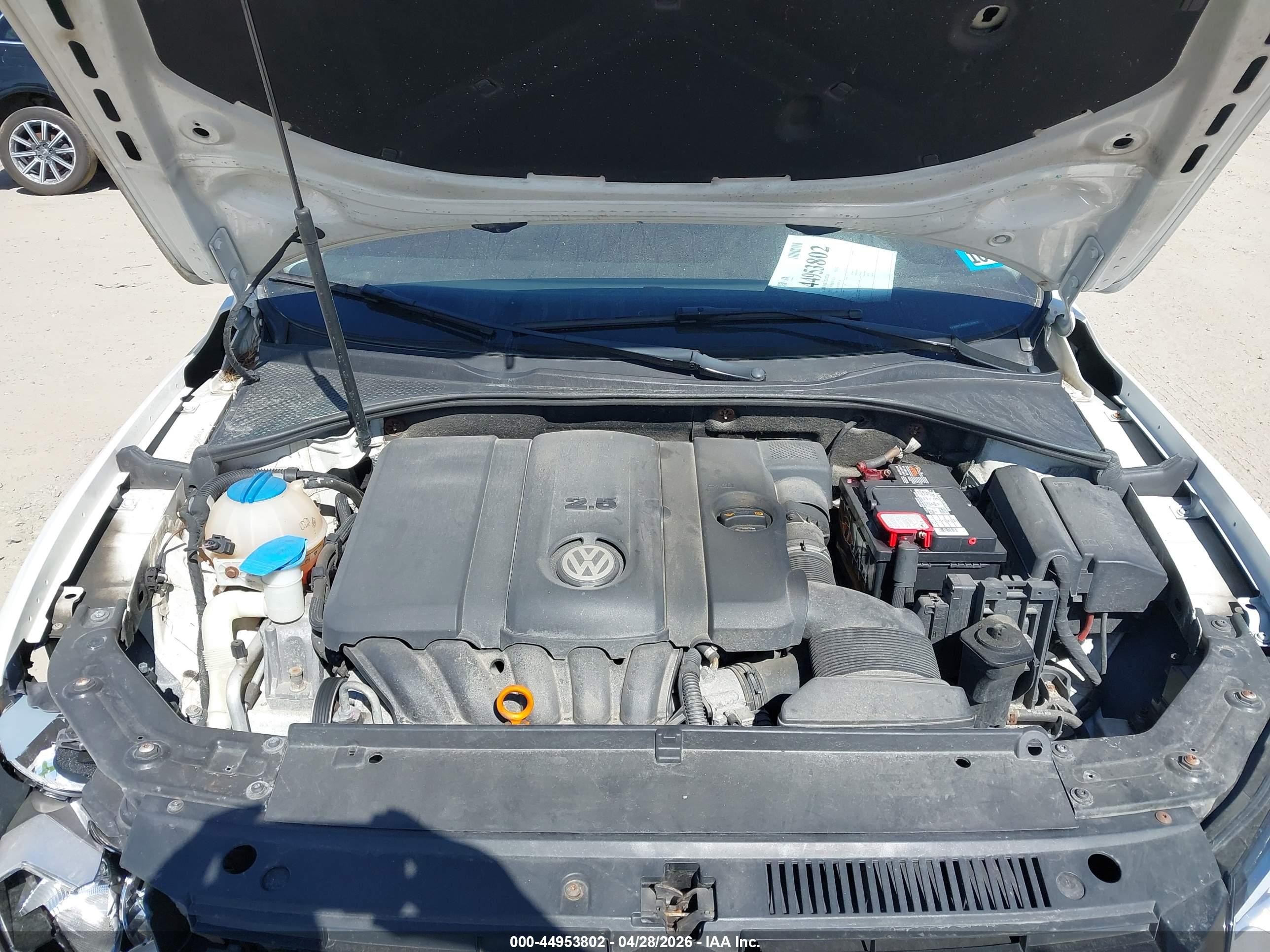 2013 Volkswagen Passat 2.5l Se Белый vin: 1VWBP7A32DC124813