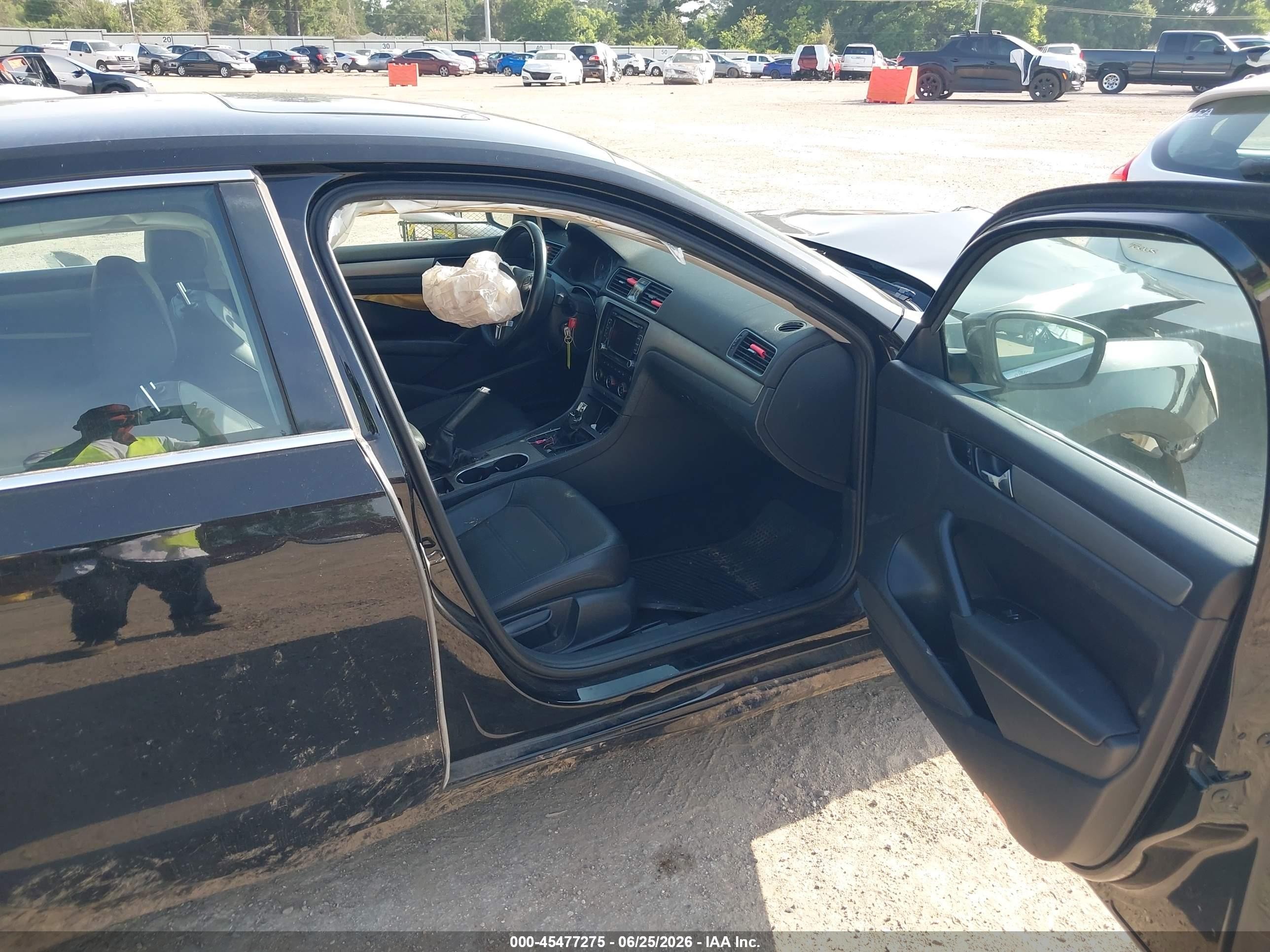 2014 Volkswagen Passat 2.5l Se Black vin: 1VWBP7A32EC002664