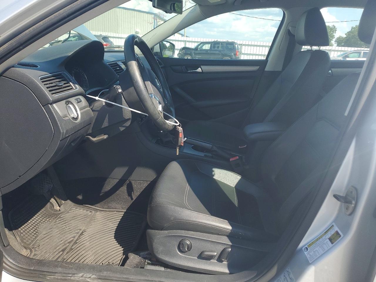 2014 Volkswagen Passat Se Silver vin: 1VWBP7A32EC015057