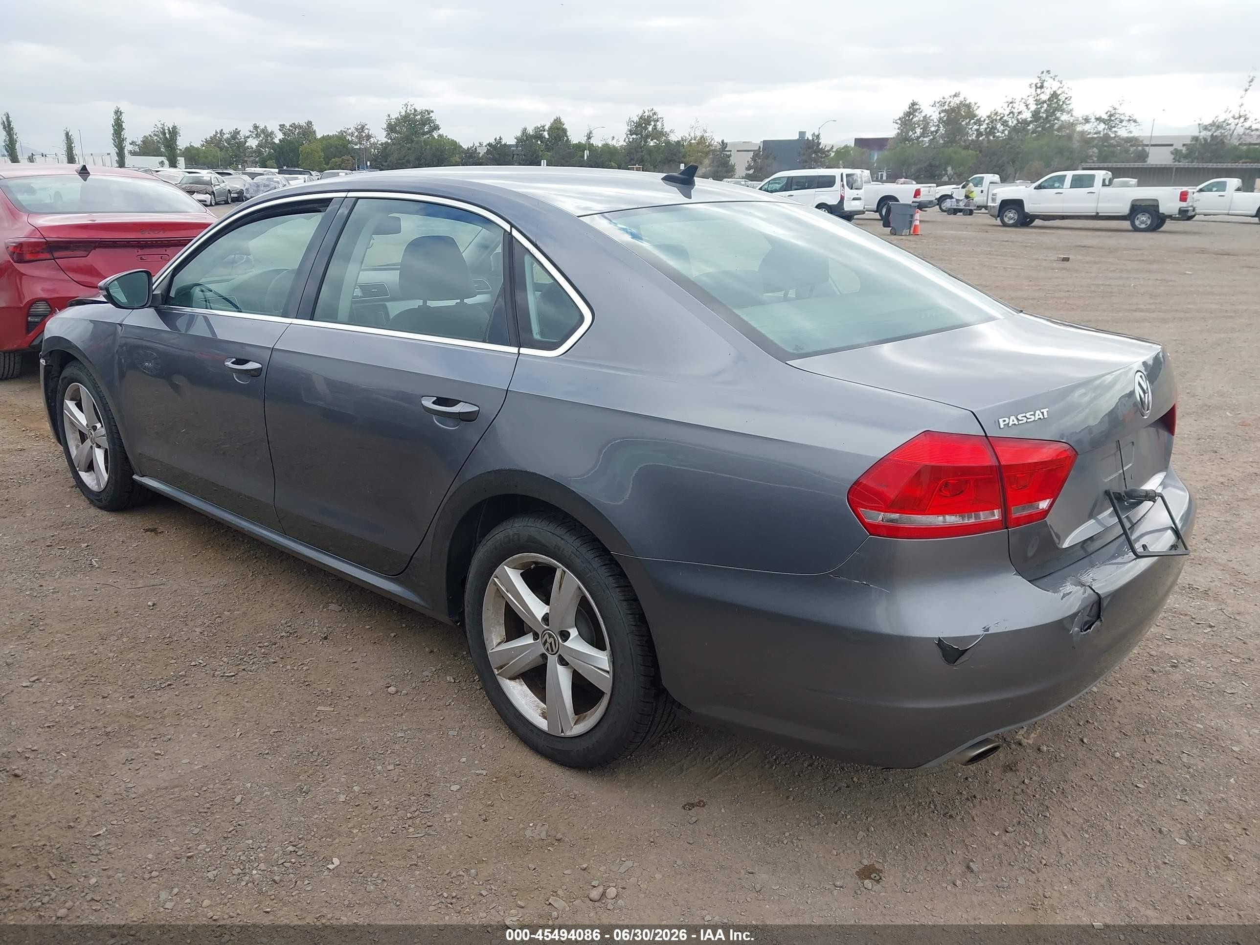 2012 Volkswagen Passat 2.5l Se Gray vin: 1VWBP7A33CC010656