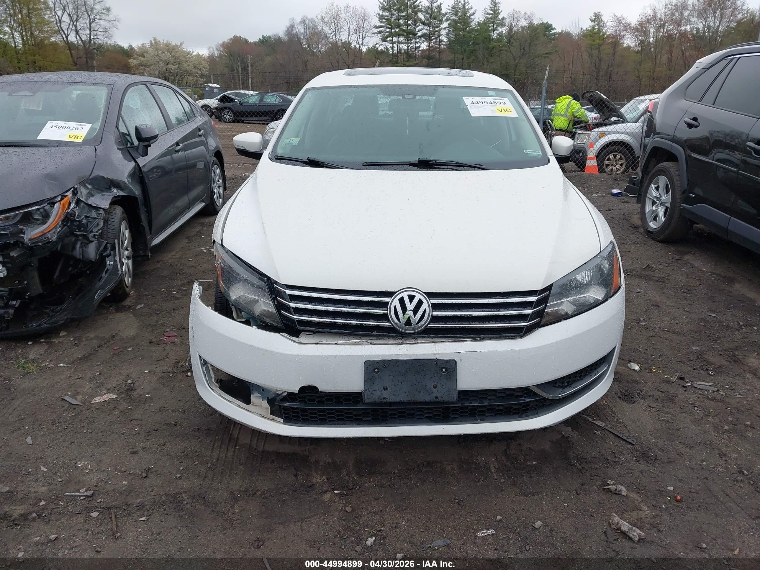 2013 Volkswagen Passat 2.5l Se White vin: 1VWBP7A33DC001957